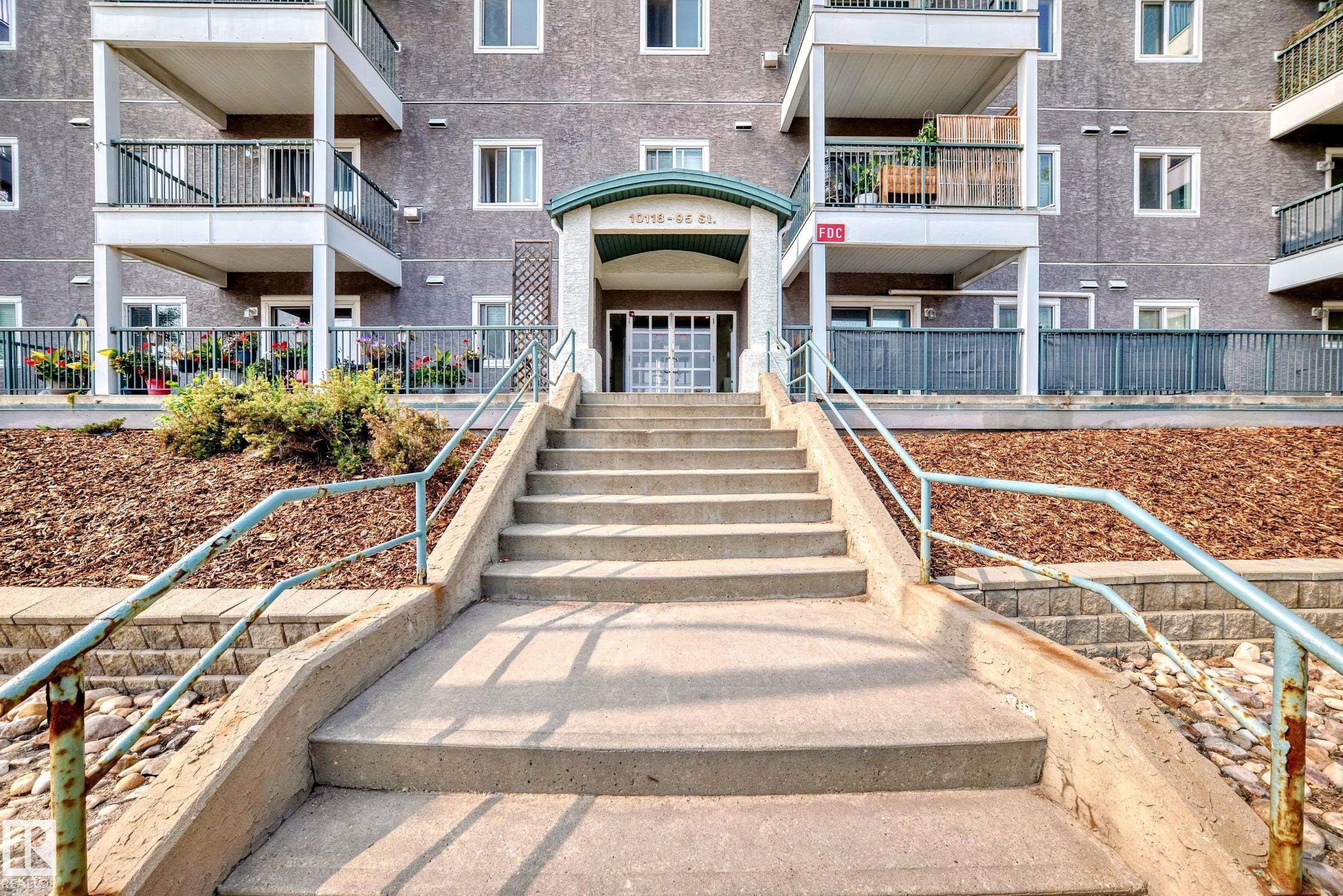 307 10118 95 Street, Edmonton, AB - Outdoor With Balcony With Facade