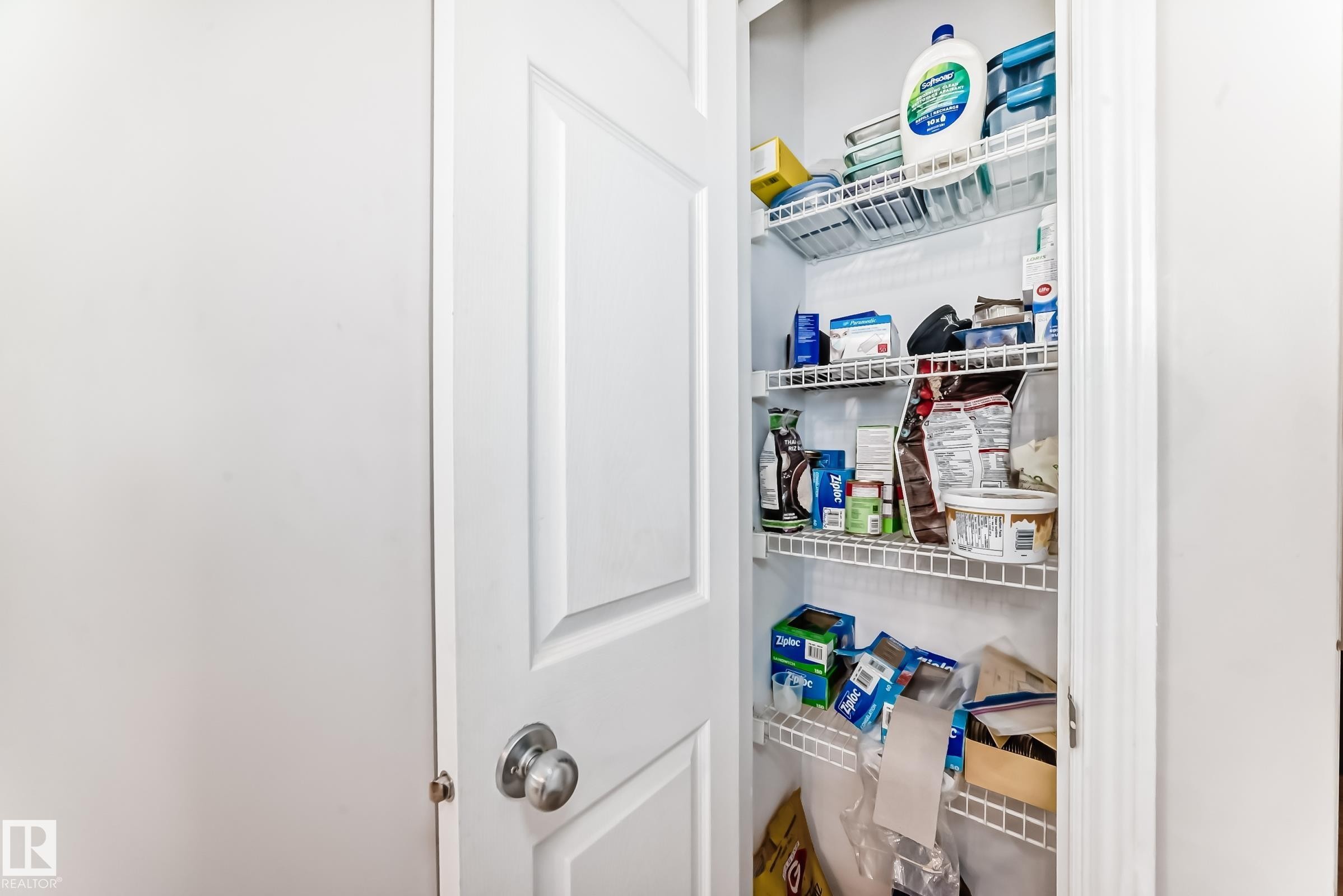 307 10118 95 Street, Edmonton, AB - Indoor