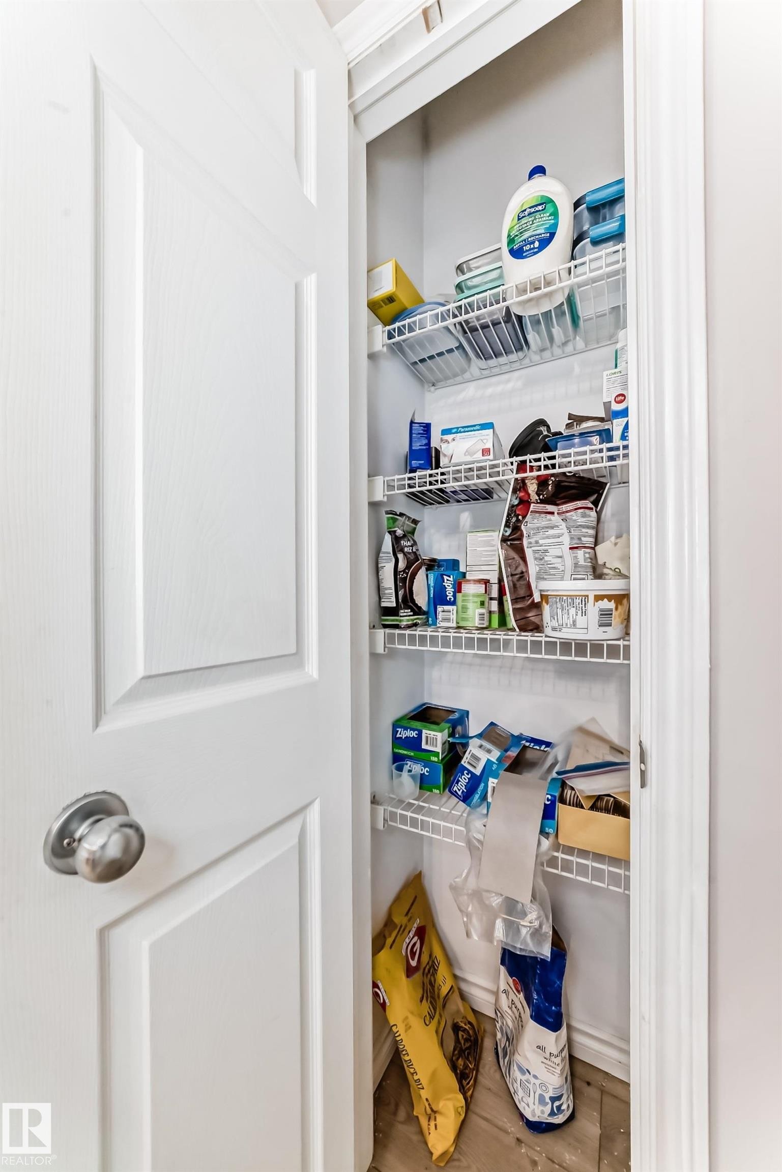 307 10118 95 Street, Edmonton, AB - Indoor