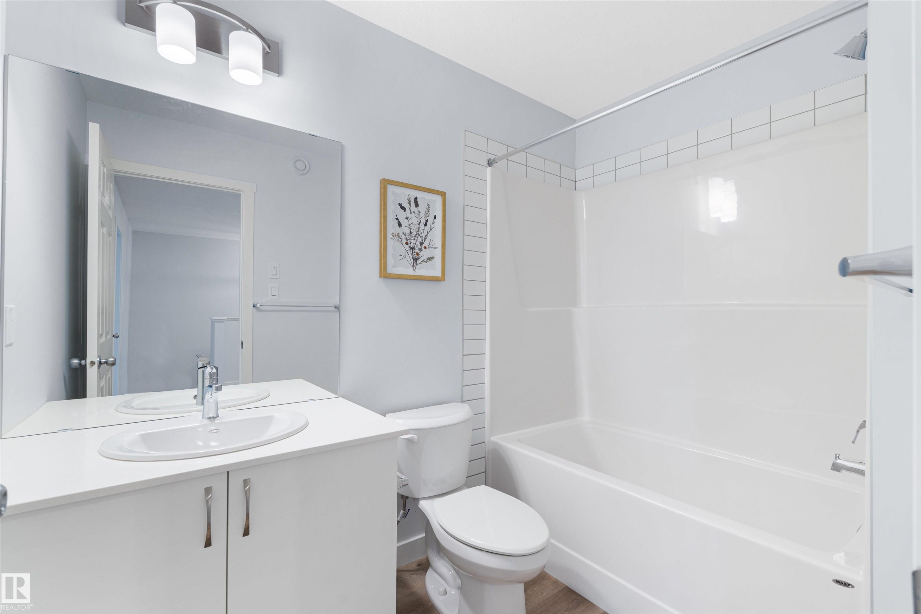 2013 209A Street, Edmonton, AB - Indoor Photo Showing Bathroom