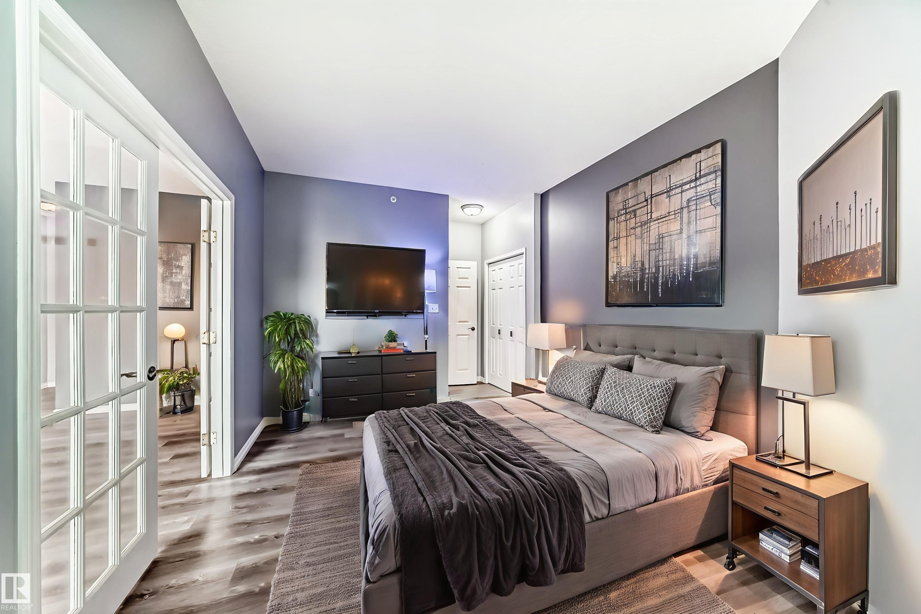 507 11716 100 Avenue, Edmonton, AB - Indoor Photo Showing Bedroom