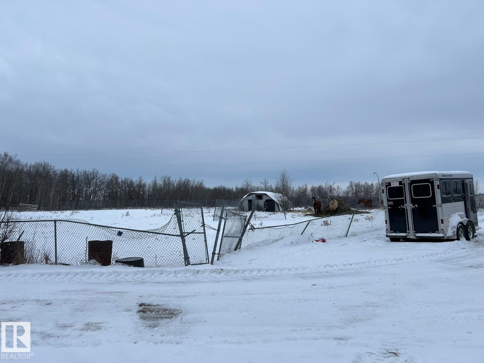 55320 Rge Road 263, Rural Sturgeon County, AB - Outdoor