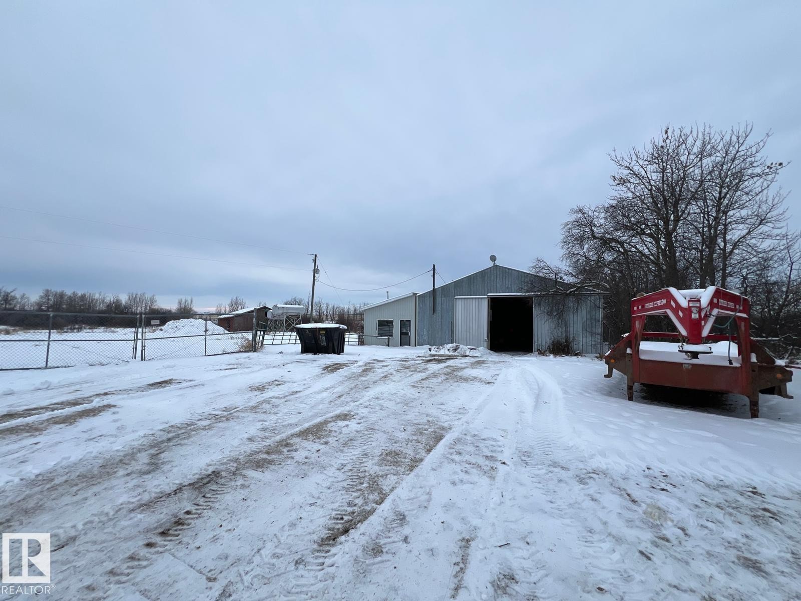 55320 Rge Road 263, Rural Sturgeon County, AB - Outdoor