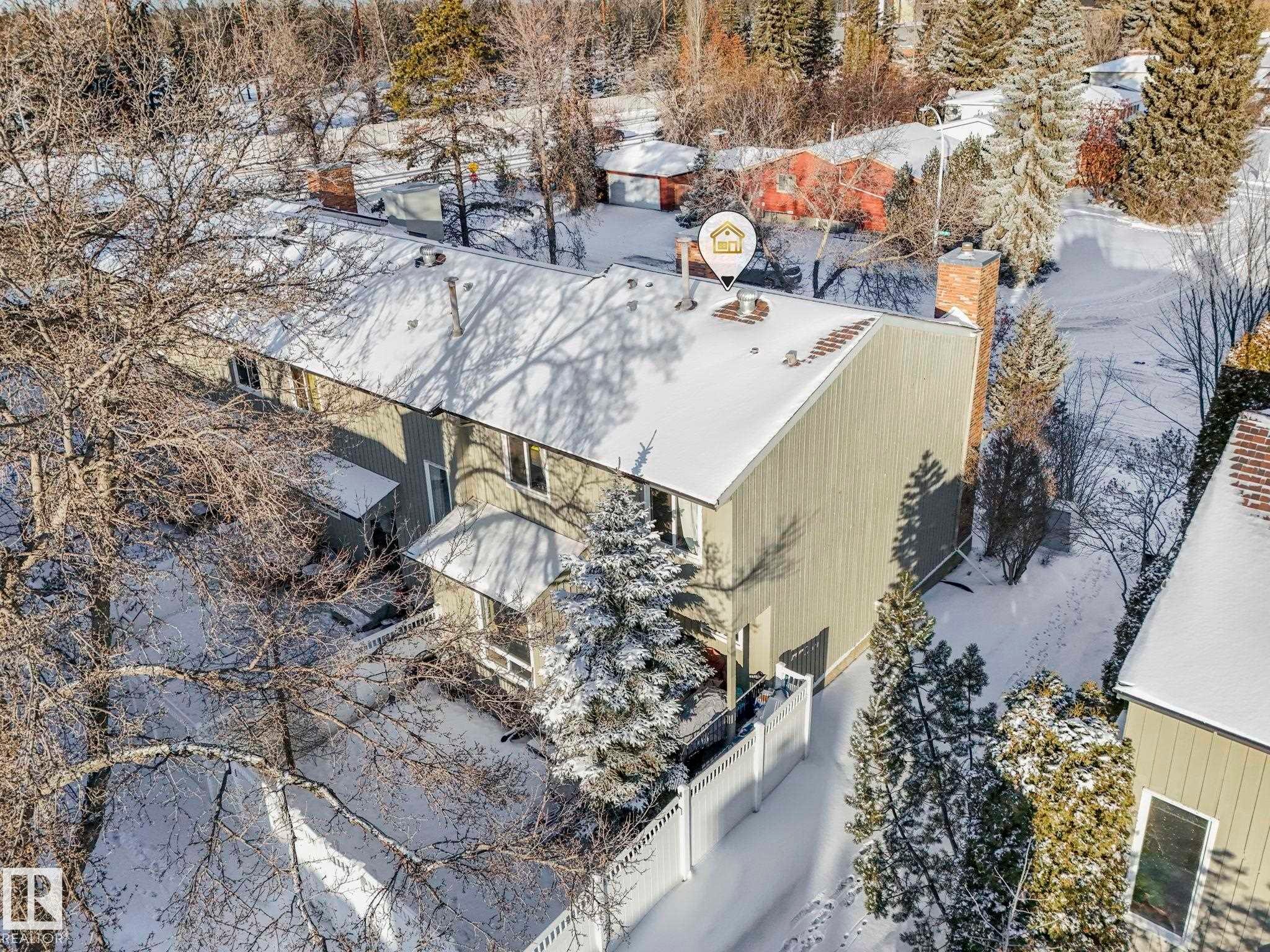 View of snowy aerial view - 11811 32A Avenue, Edmonton, AB - Outdoor