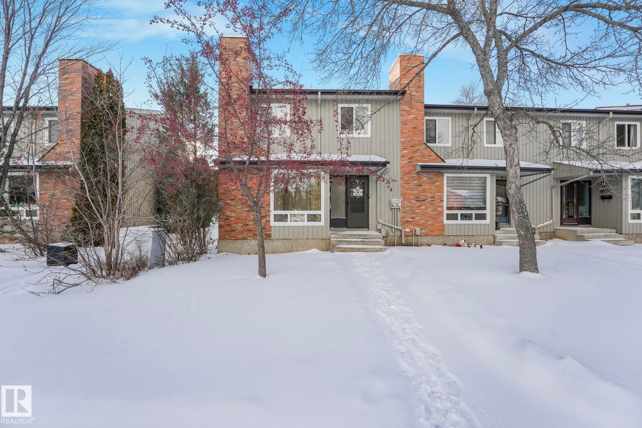 View of front of home with a chimney - 11811 32A Avenue, Edmonton, AB - Outdoor