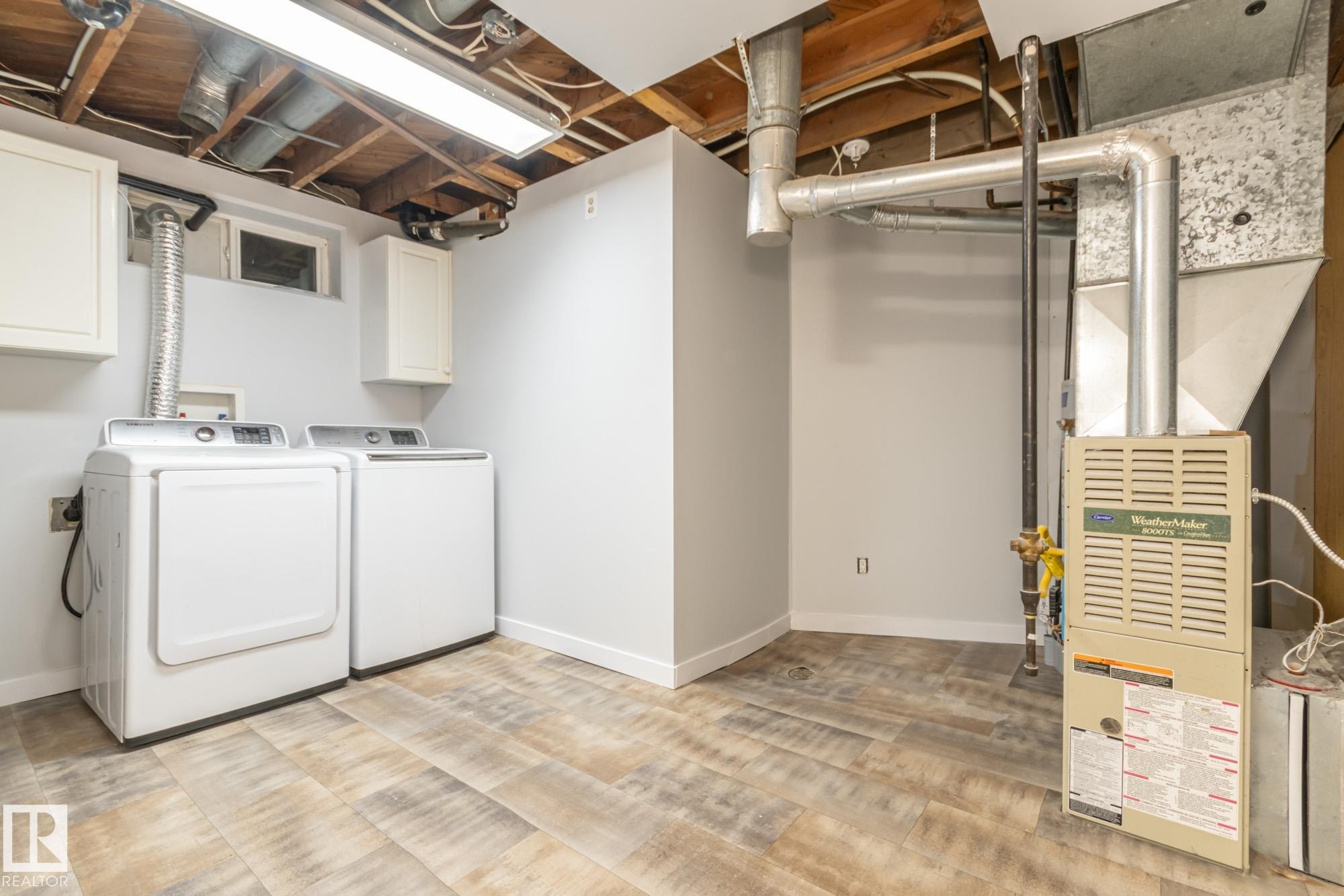 13524 66 Street, Edmonton, AB - Indoor Photo Showing Laundry Room