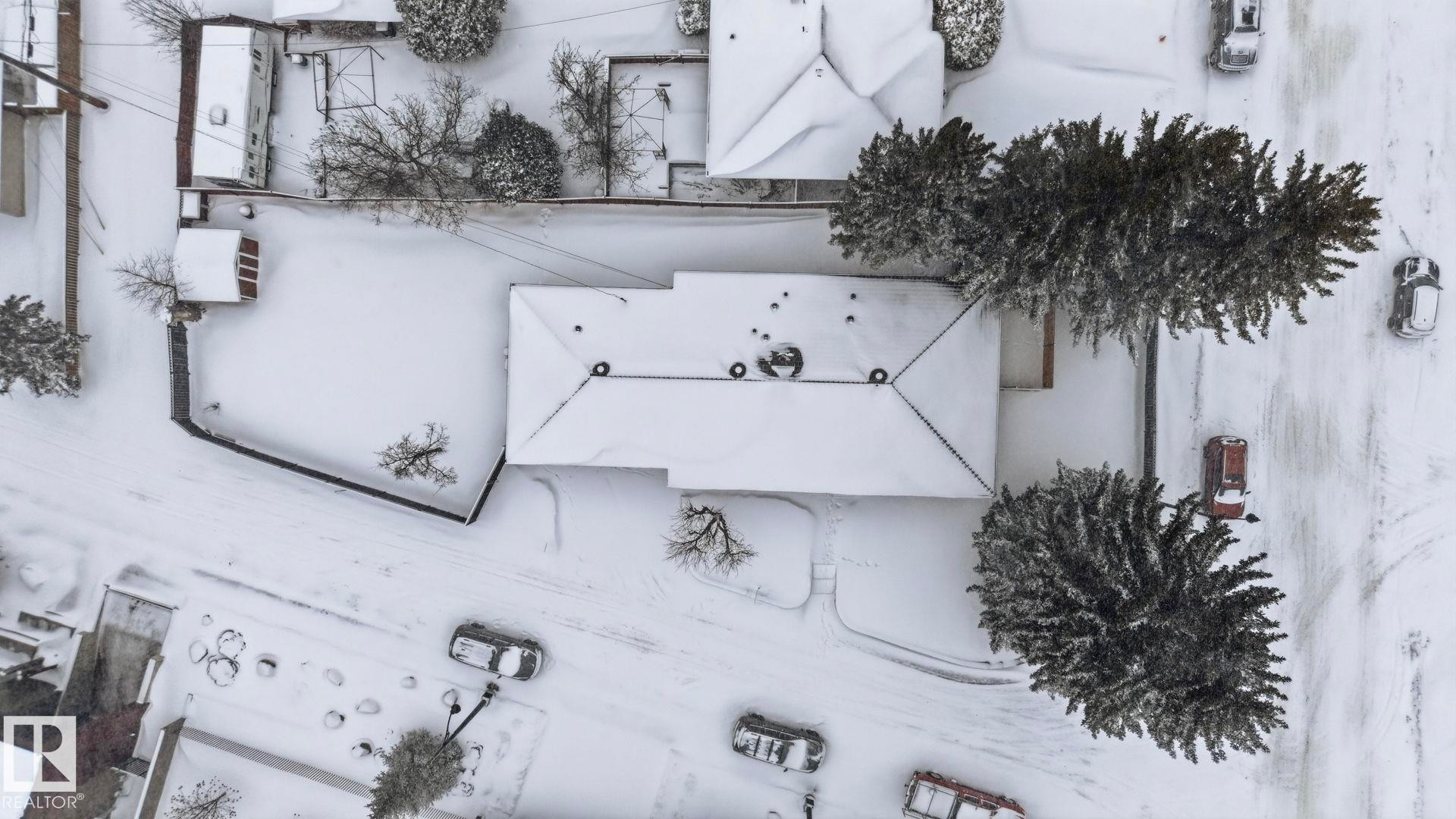 Drone / aerial view - 14604 Mackenzie Drive, Edmonton, AB - Outdoor