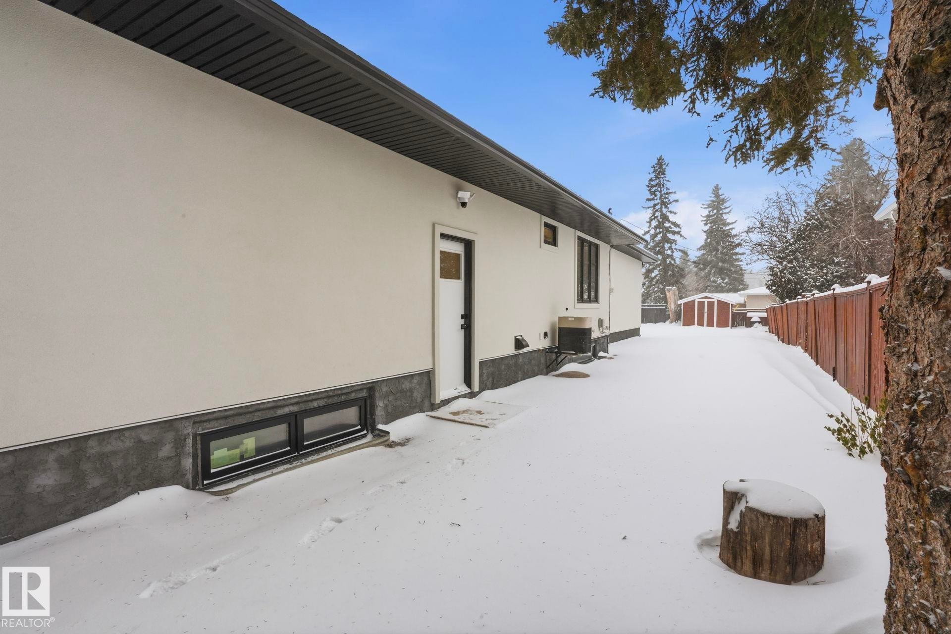 14604 Mackenzie Drive, Edmonton, AB - Outdoor With Exterior