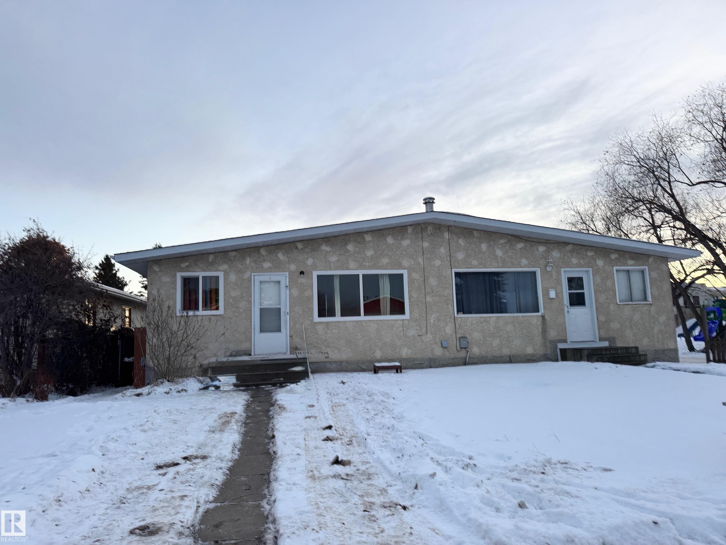 4204 42 Avenue, Stony Plain, AB - Outdoor