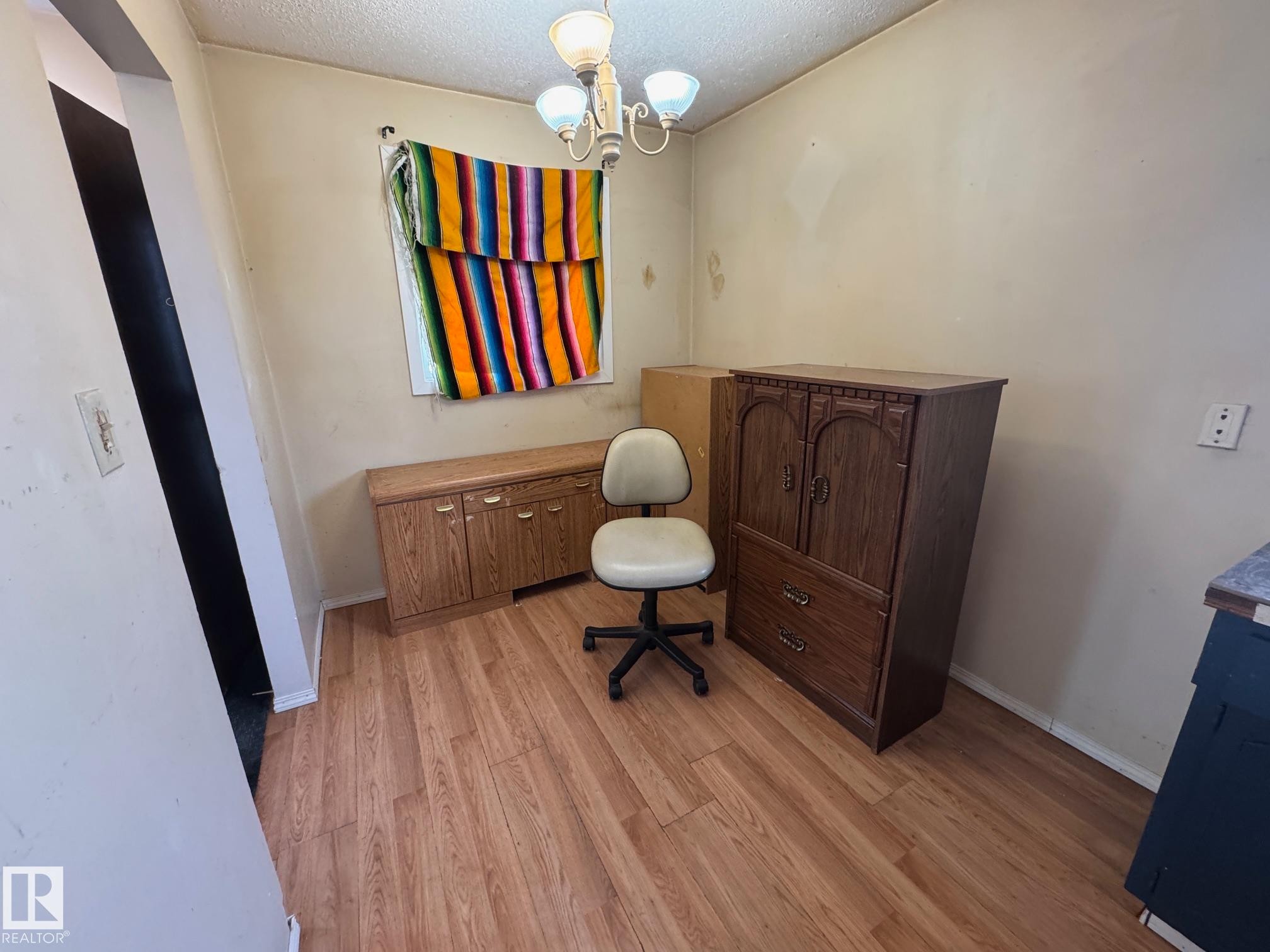 4204 42 Avenue, Stony Plain, AB - Indoor Photo Showing Other Room