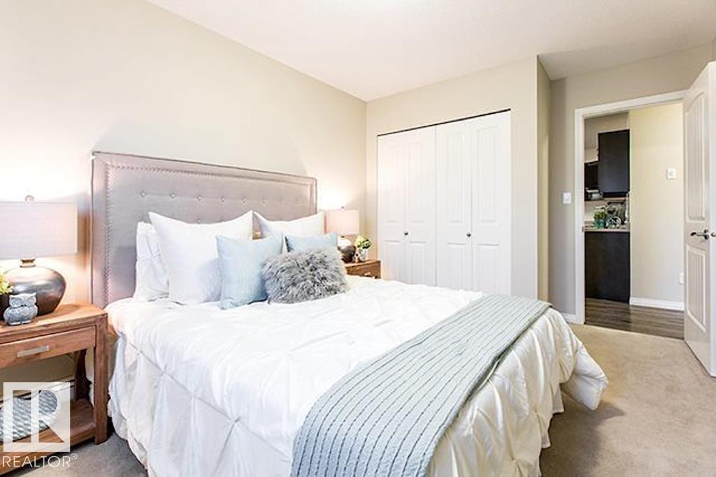 A107 6124 Stanton Drive, Edmonton, AB - Indoor Photo Showing Bedroom