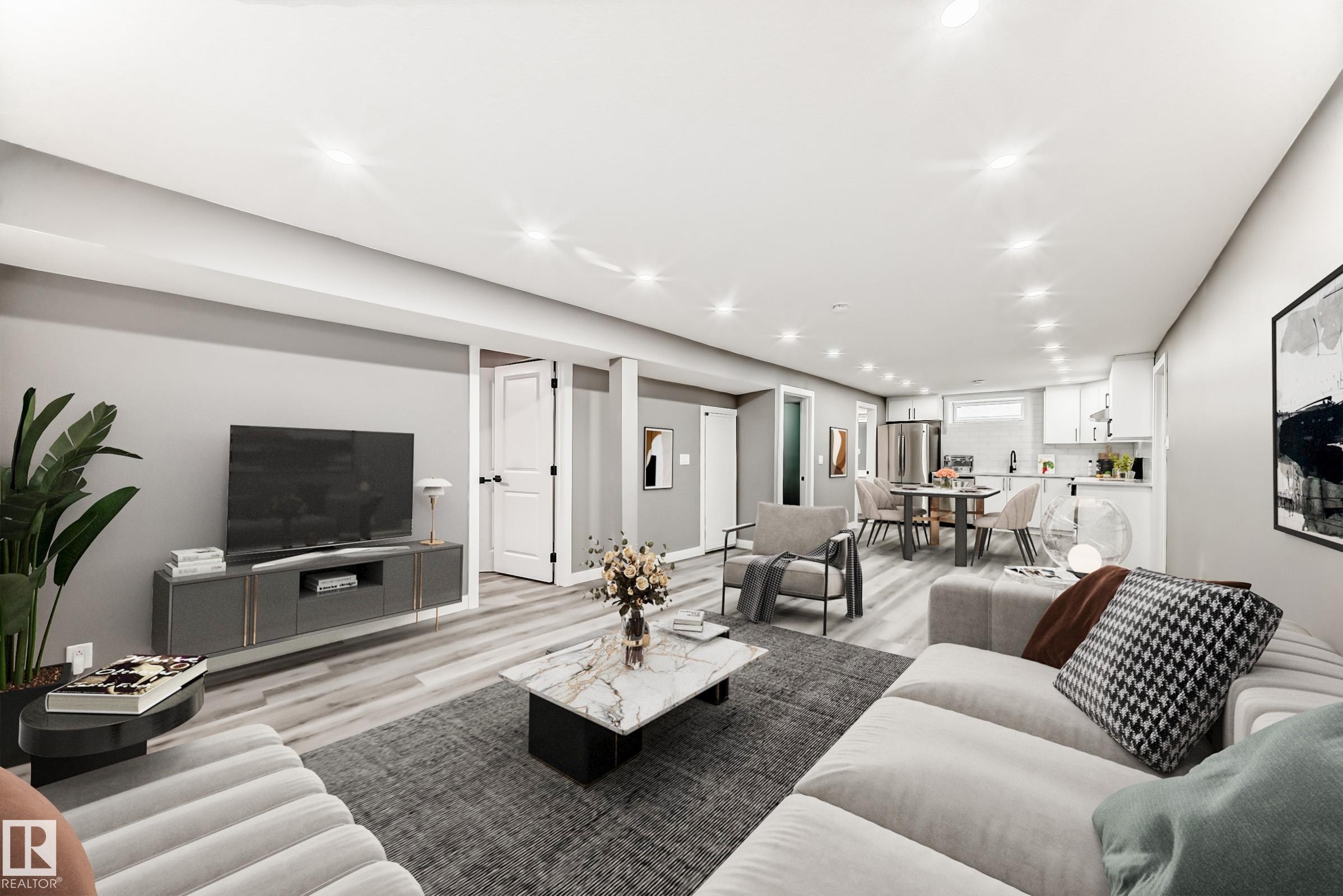 7011 135A Avenue, Edmonton, AB - Indoor Photo Showing Living Room