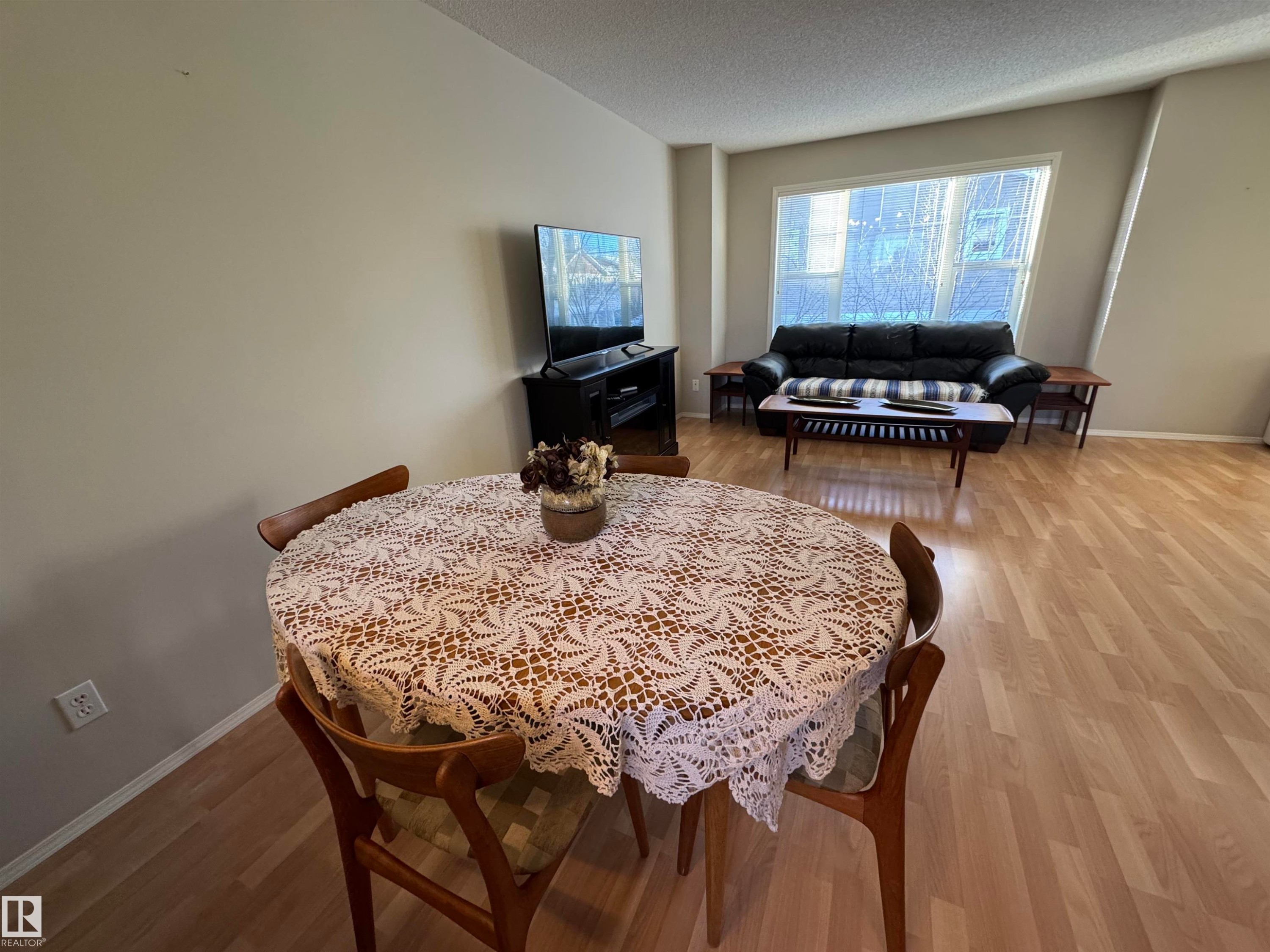 28 70 Cavan Road, Sherwood Park, AB - Indoor