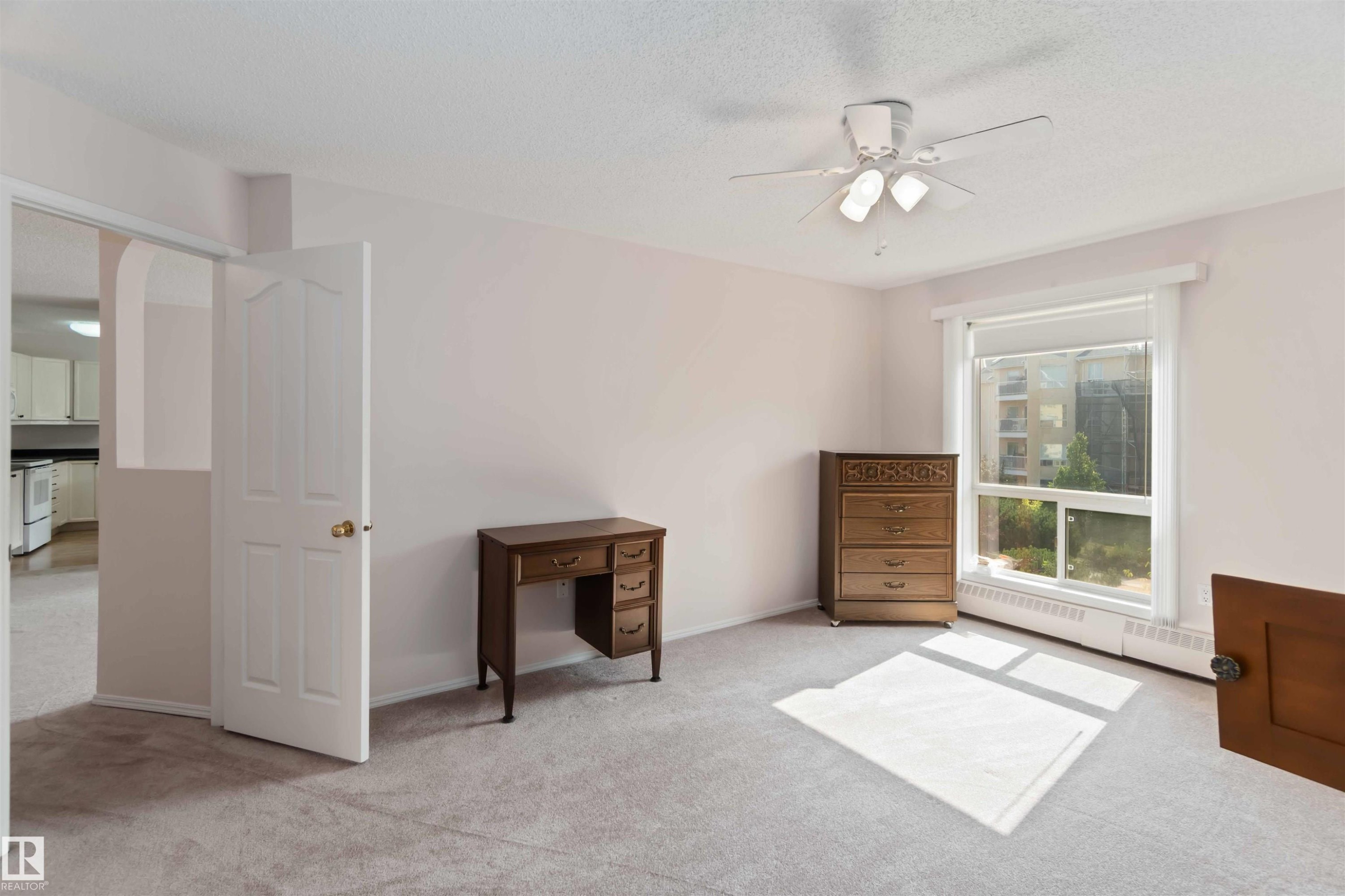 312 15499 Castle Downs Road, Edmonton, AB - Indoor