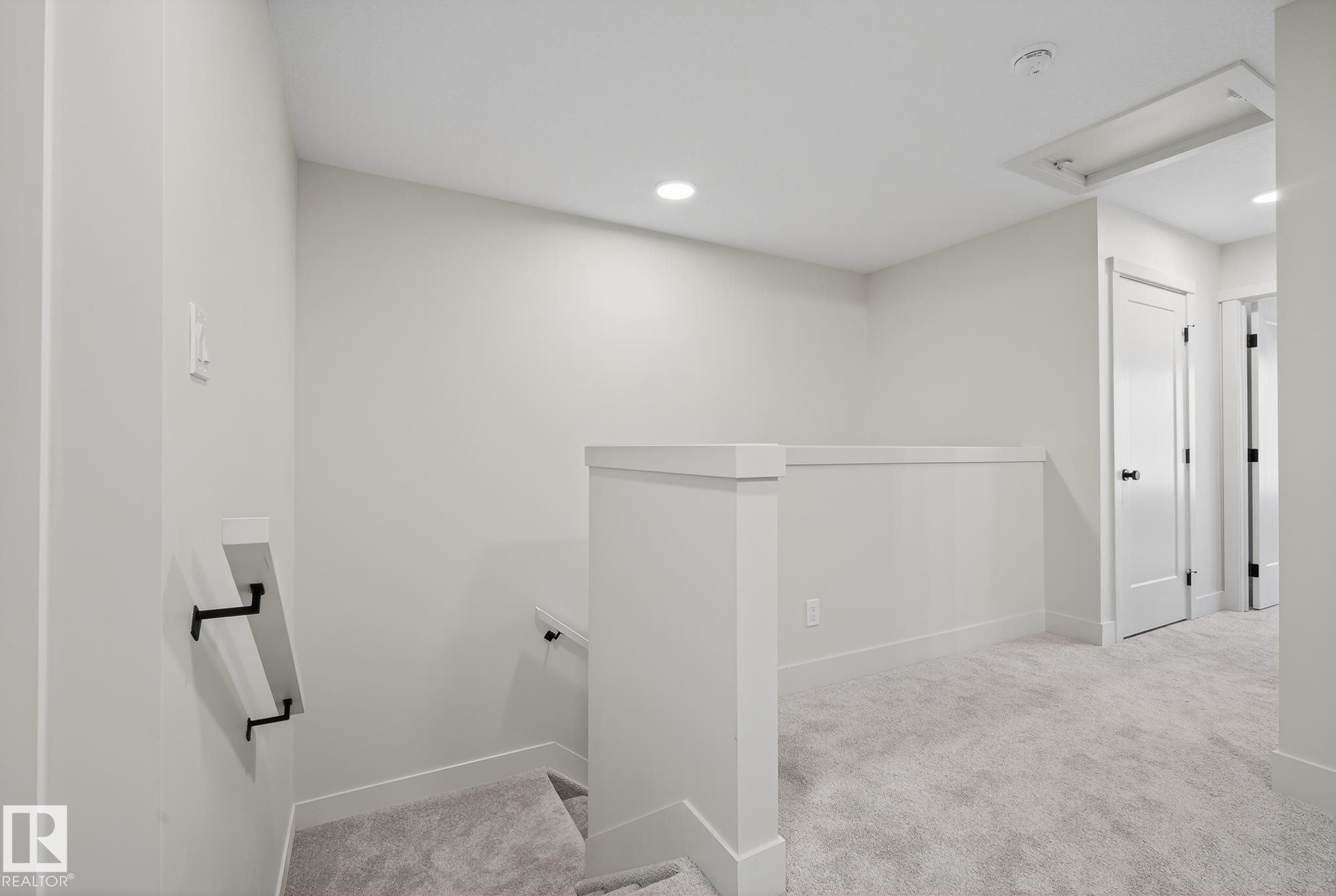 119 Brickyard Drive, Stony Plain, AB - Indoor Photo Showing Other Room