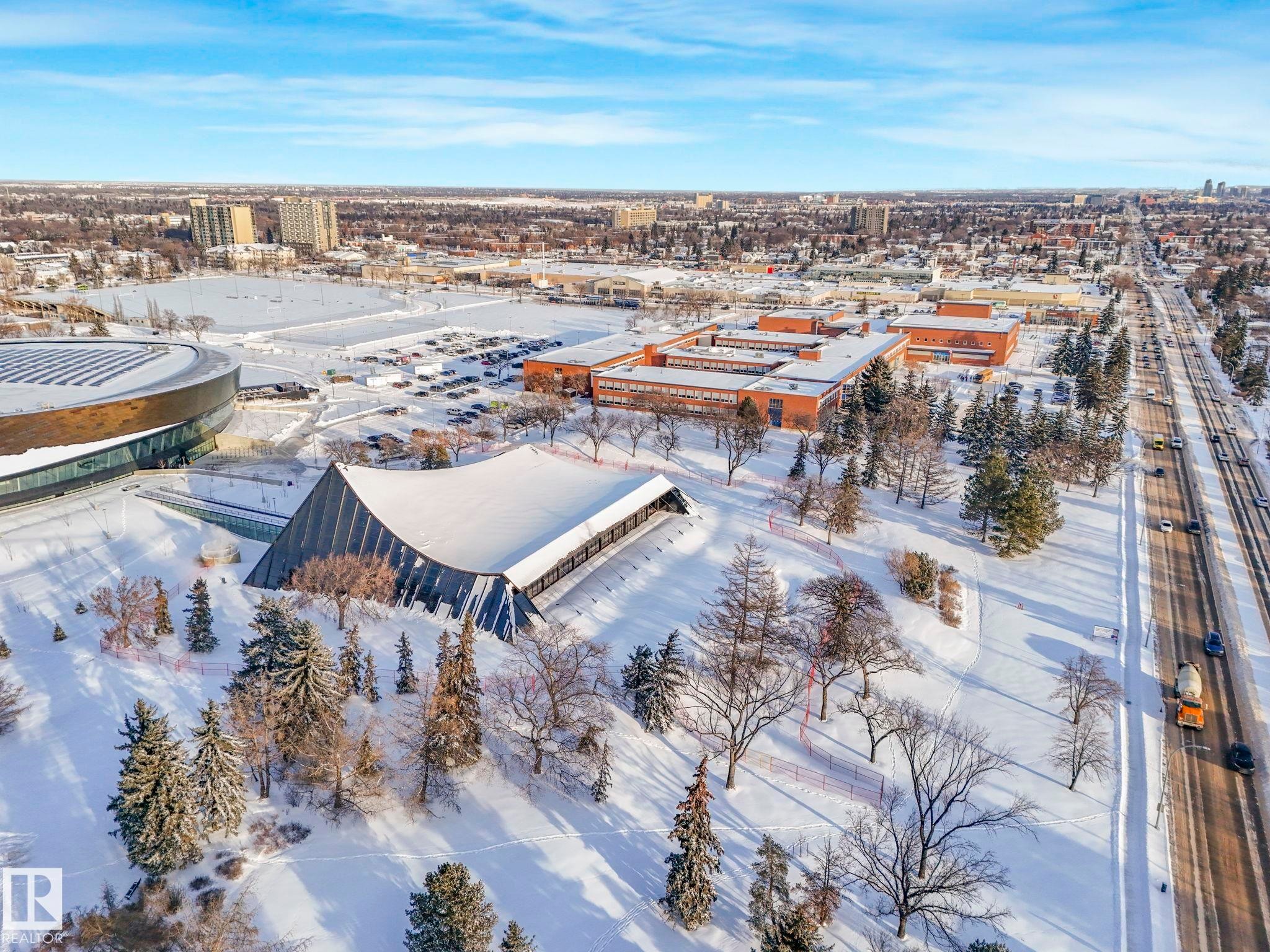 13331 110 Avenue, Edmonton, AB - Outdoor With View