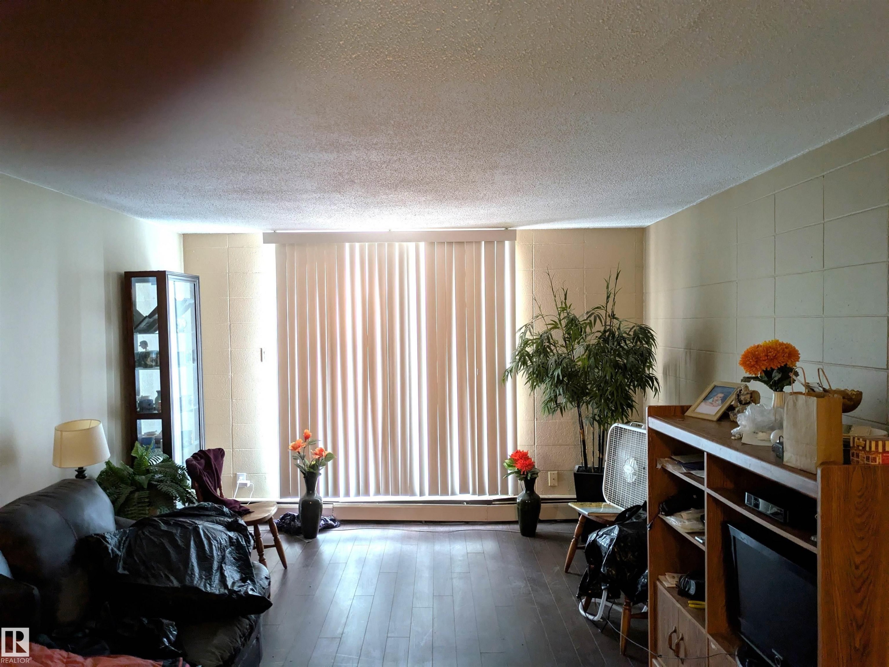 118 10616 156 Street, Edmonton, AB - Indoor