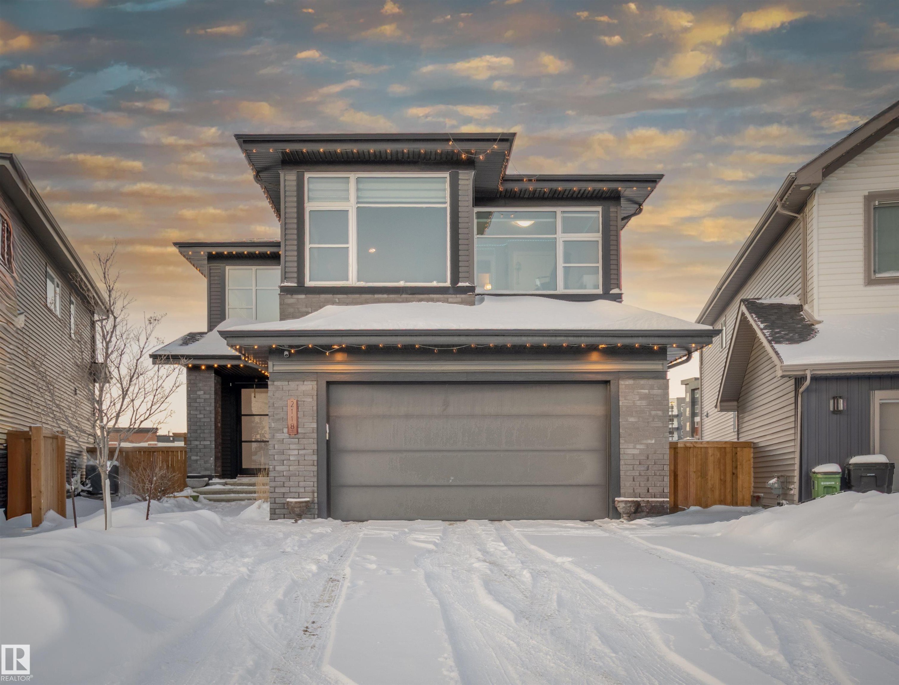 2118 Cavanagh Drive, Edmonton, AB - Outdoor