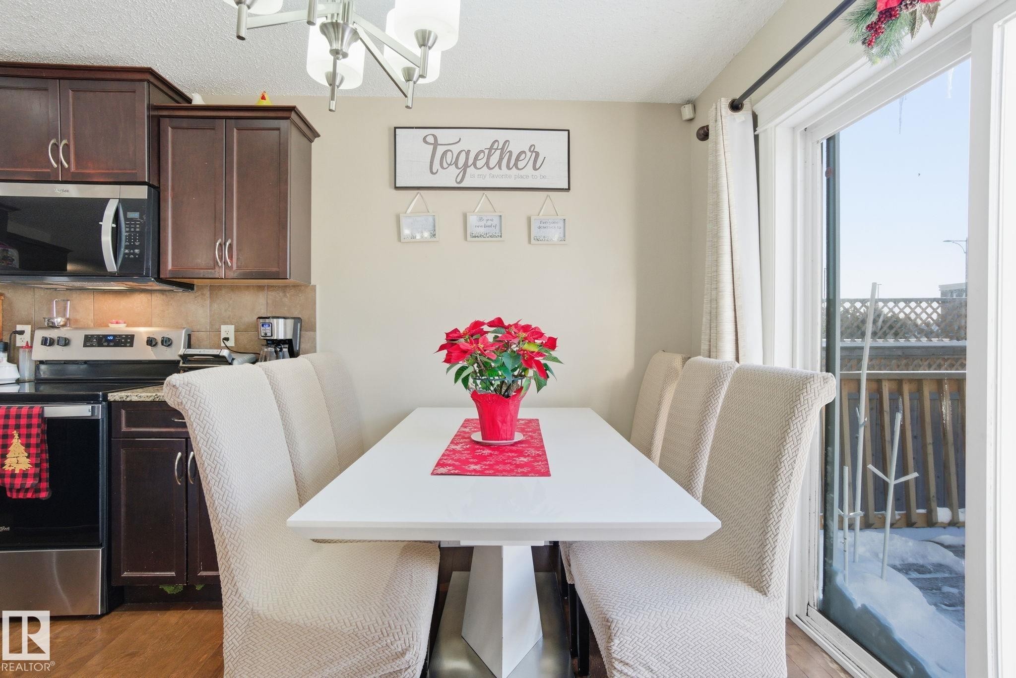 16734 122A Street, Edmonton, AB - Indoor Photo Showing Dining Room