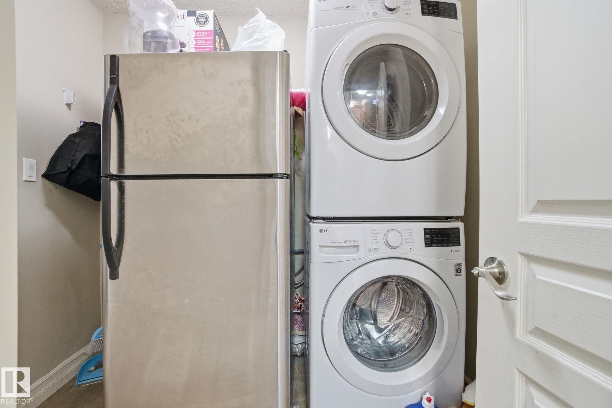 16734 122A Street, Edmonton, AB - Indoor Photo Showing Laundry Room