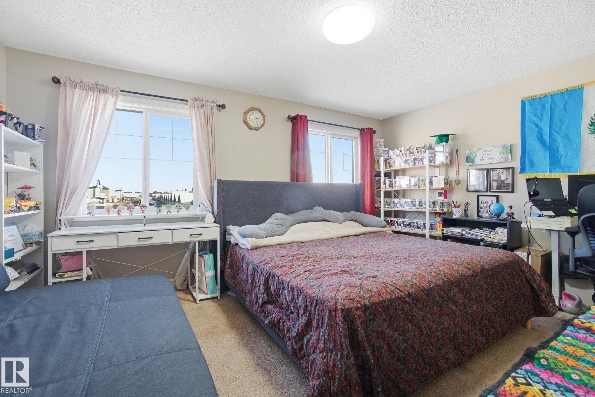 16734 122A Street, Edmonton, AB - Indoor Photo Showing Bedroom