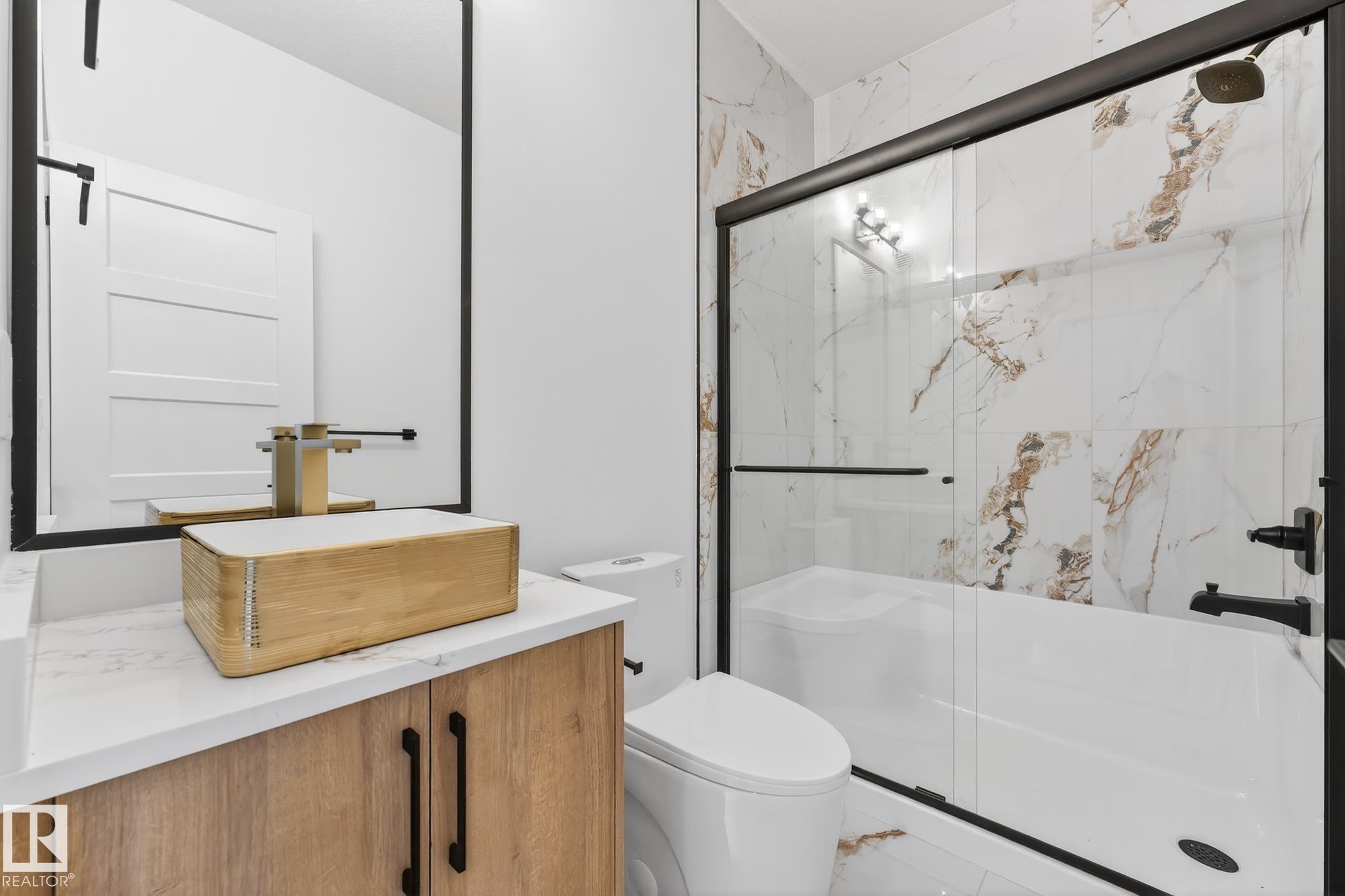 49 Eldridge Point, St. Albert, AB - Indoor Photo Showing Bathroom