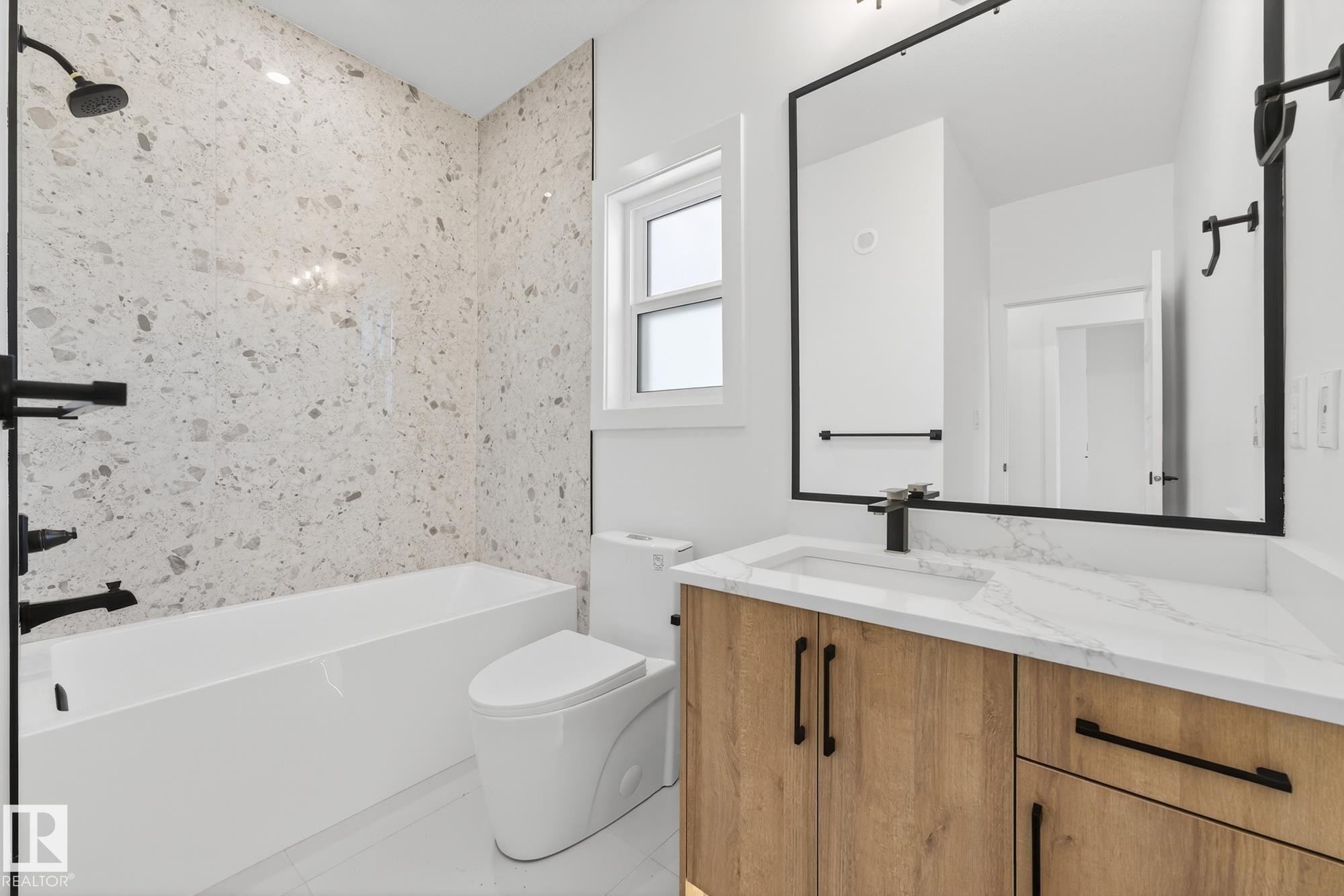 49 Eldridge Point, St. Albert, AB - Indoor Photo Showing Bathroom