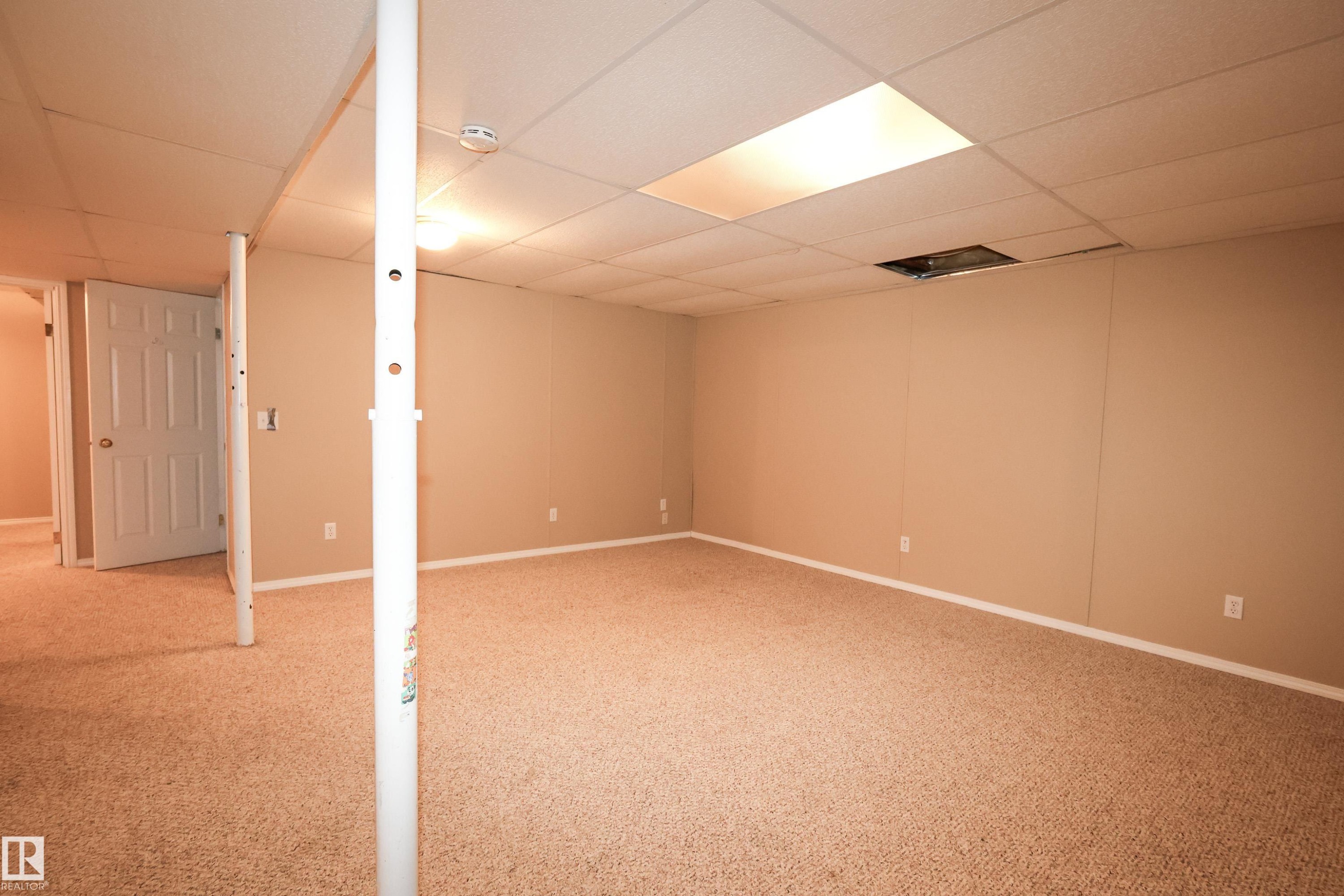 Morinville, AB - Indoor Photo Showing Other Room