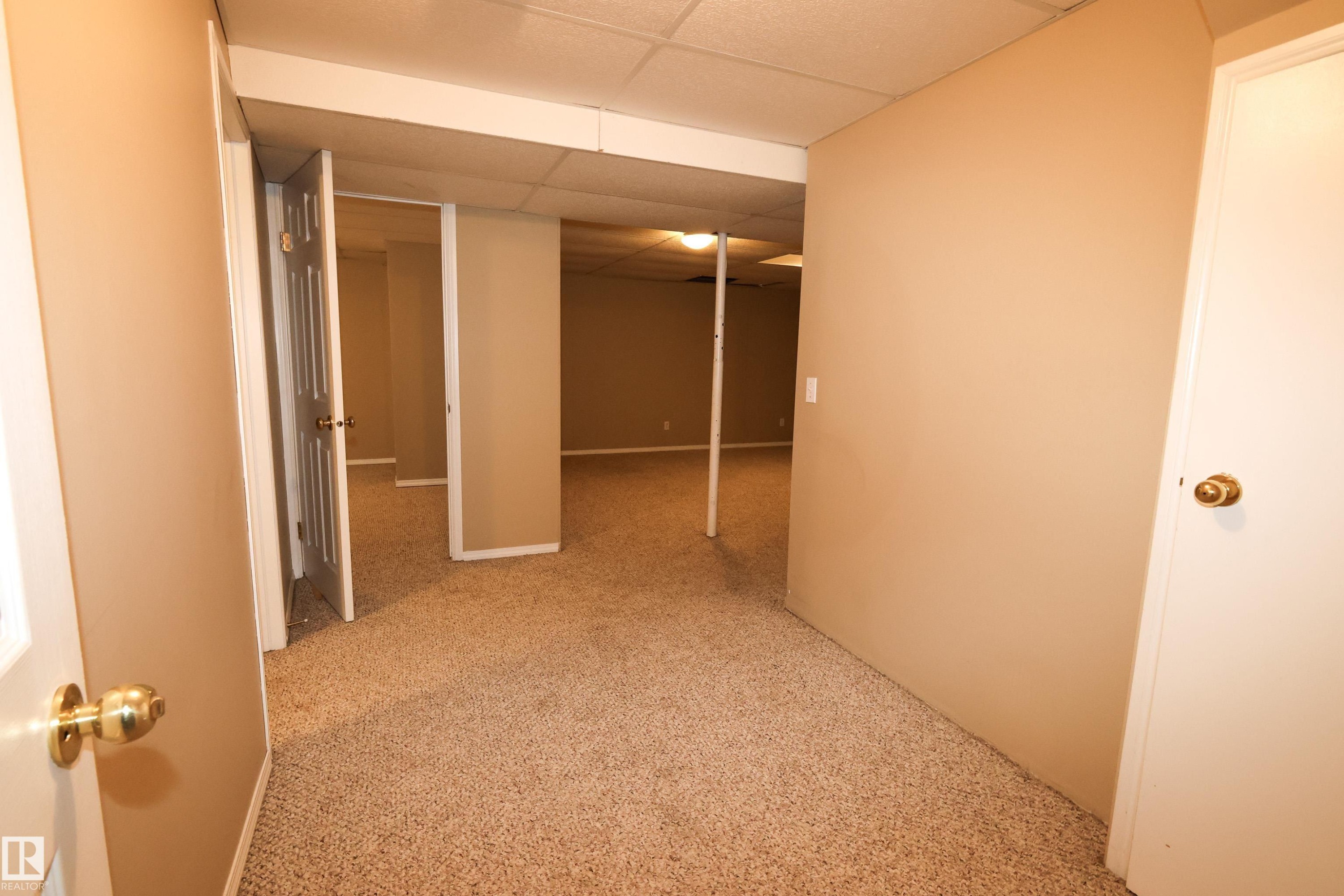 Morinville, AB - Indoor Photo Showing Other Room