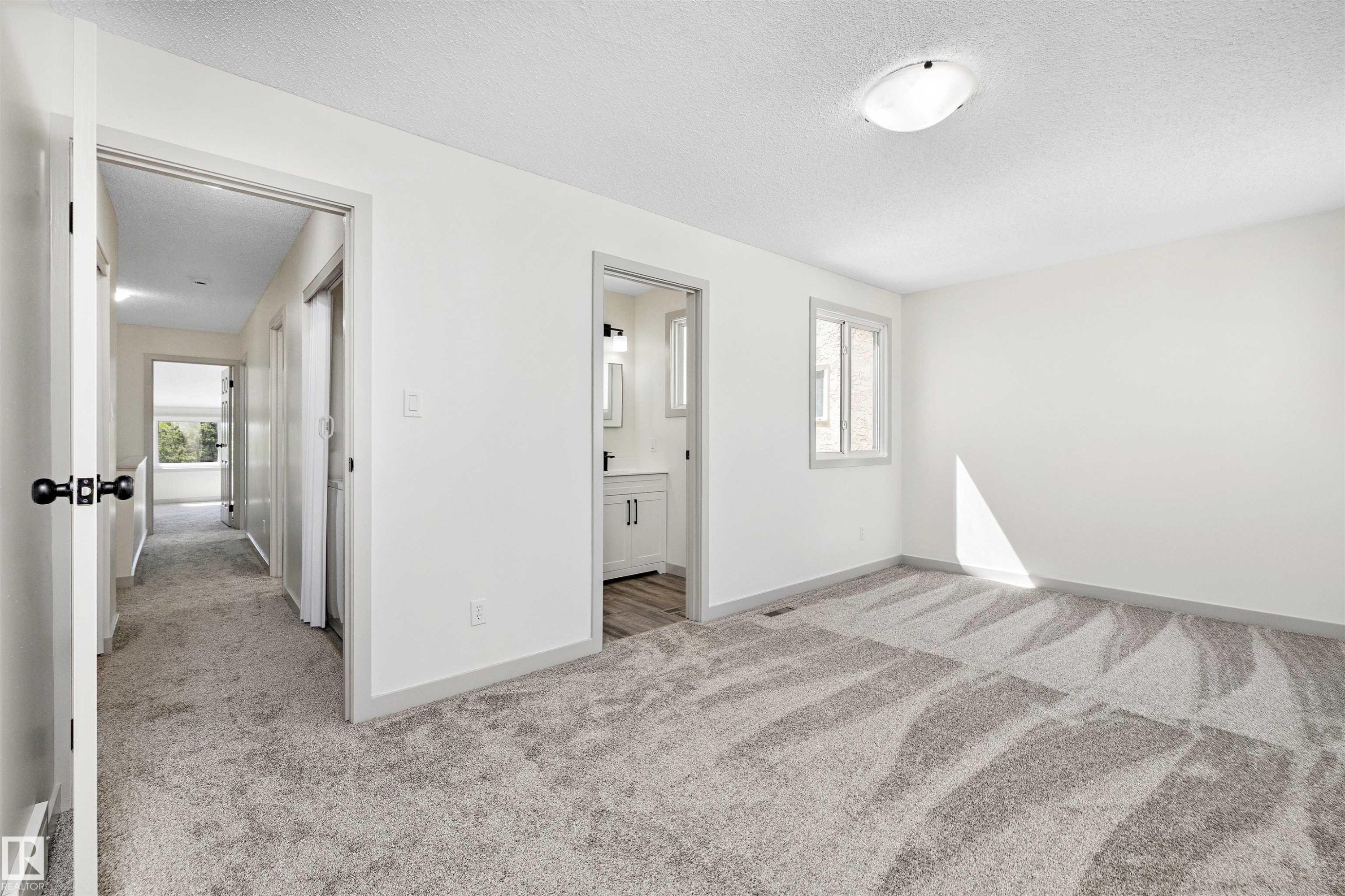 189 Lancaster Terrace, Edmonton, AB - Indoor Photo Showing Other Room