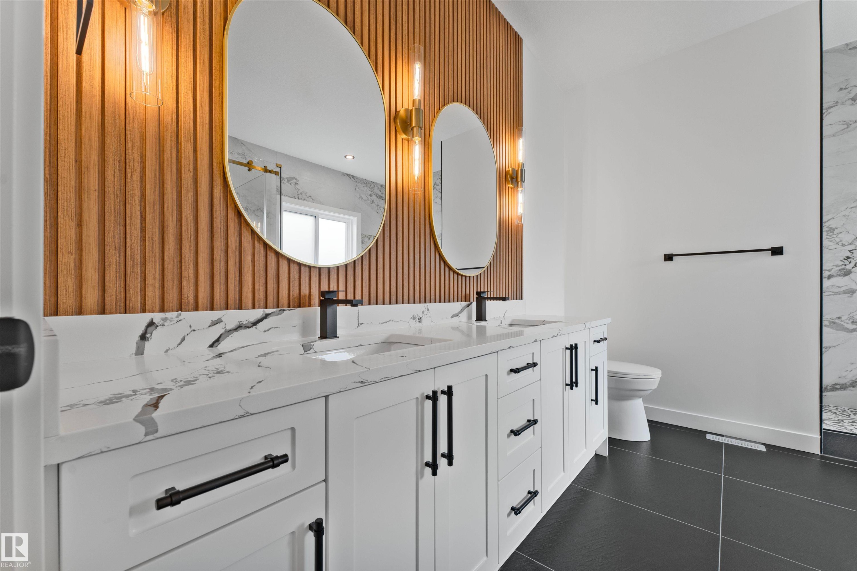 57 Eldridge Point(E), St. Albert, AB - Indoor Photo Showing Bathroom