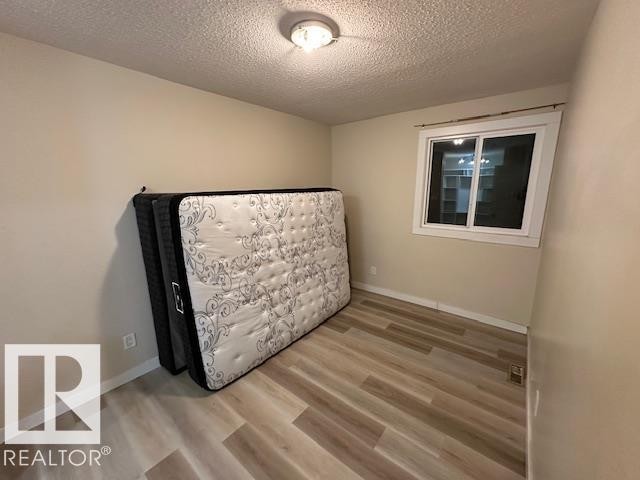 11 14110 80 Street, Edmonton, AB - Indoor