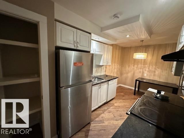 11 14110 80 Street, Edmonton, AB - Indoor Photo Showing Kitchen