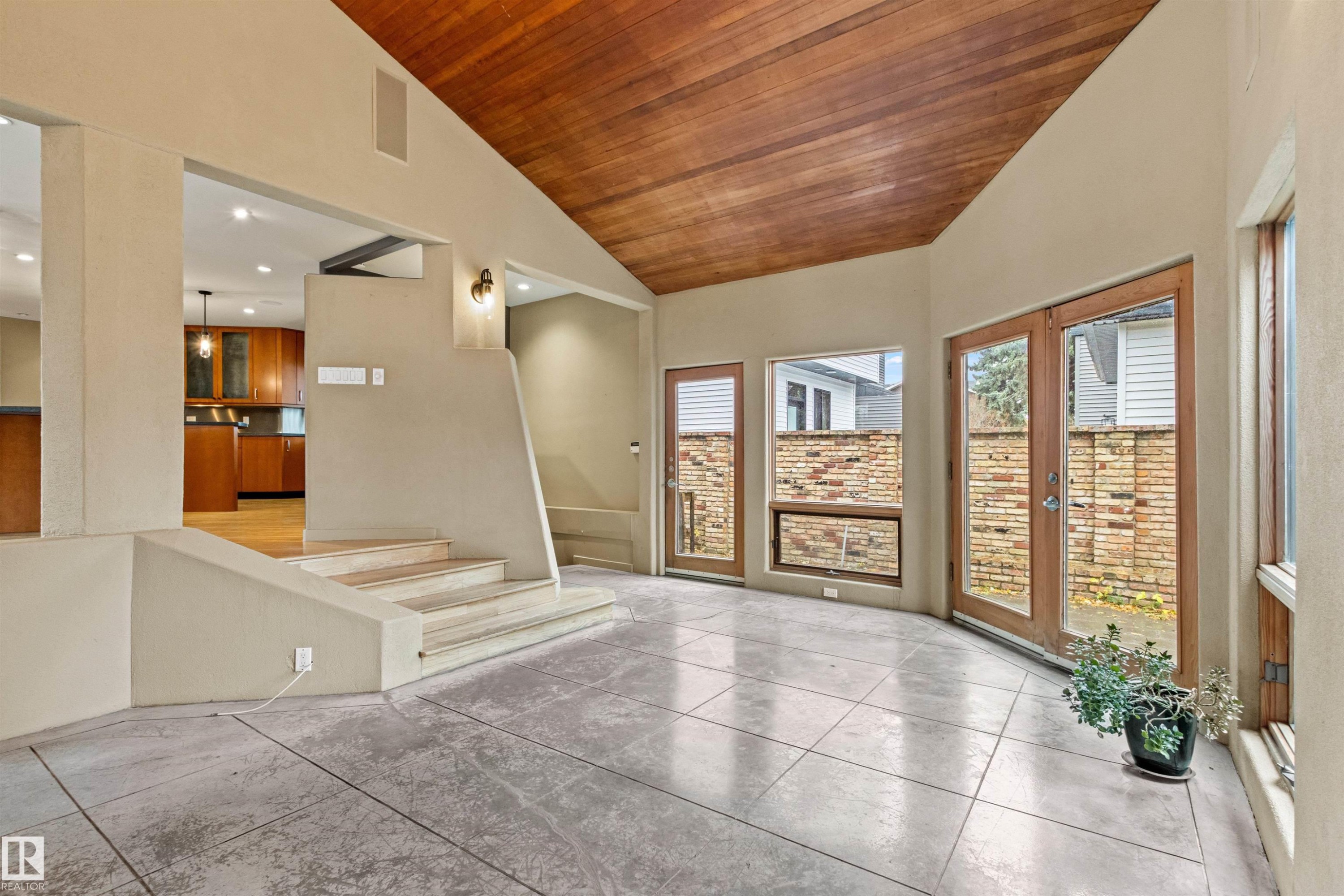 14403 83 Avenue, Edmonton, AB - Indoor Photo Showing Other Room