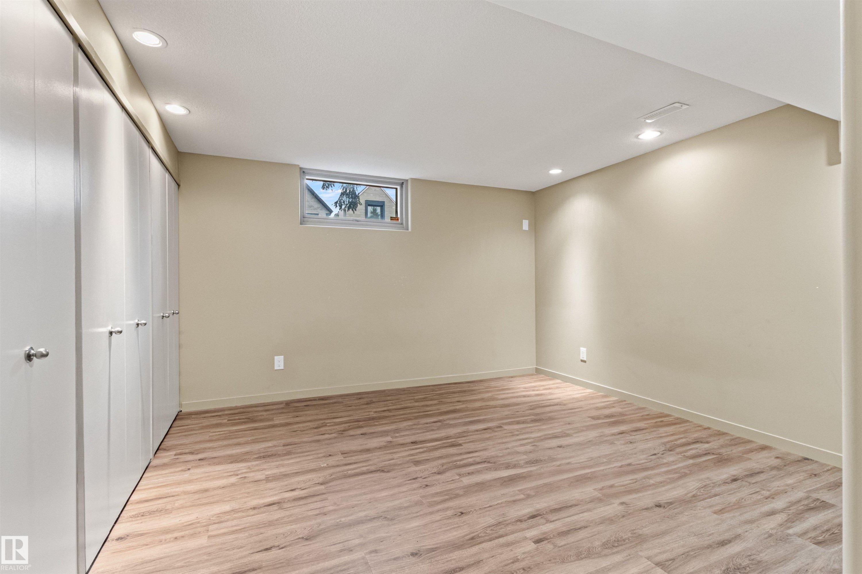 14403 83 Avenue, Edmonton, AB - Indoor Photo Showing Other Room