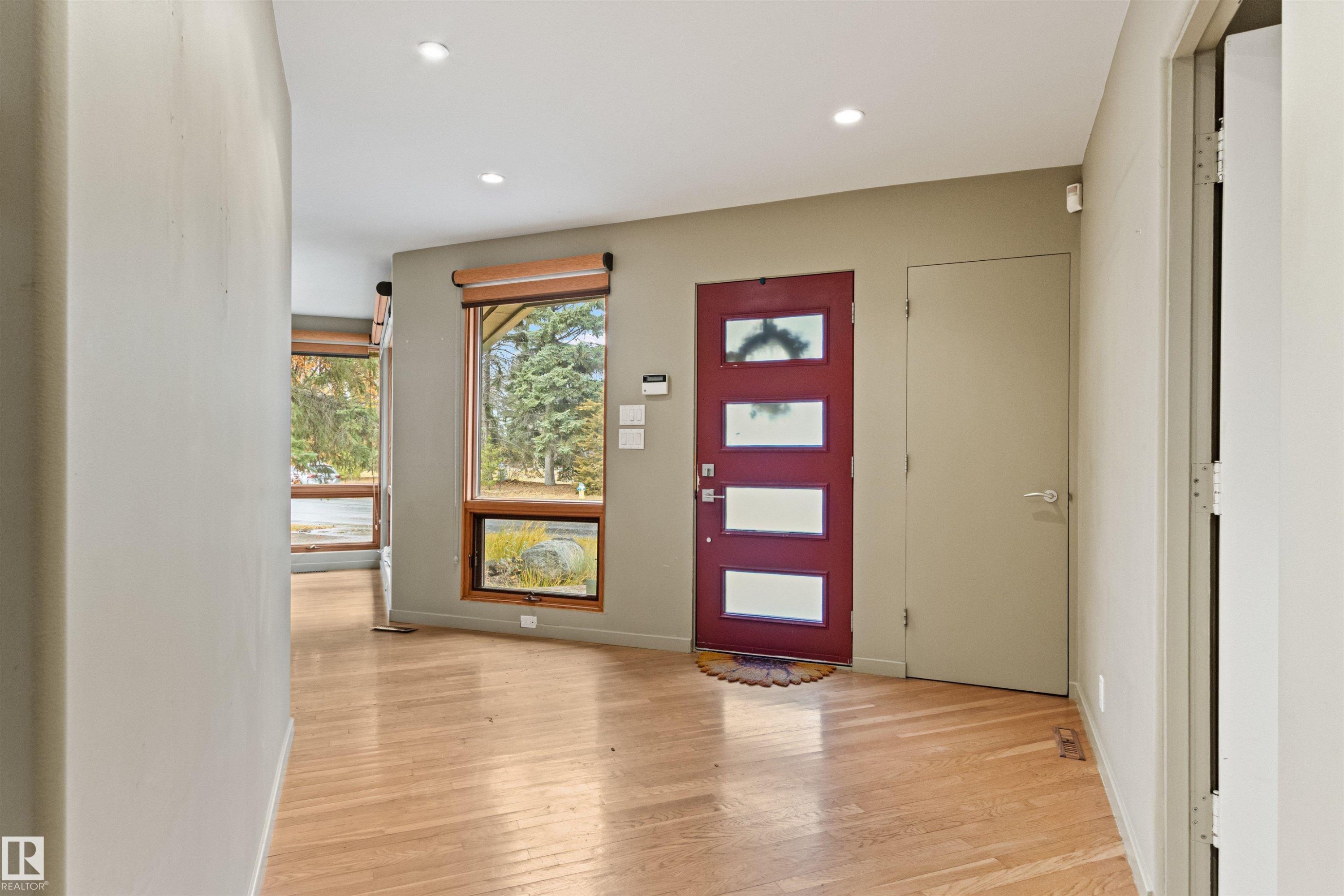 14403 83 Avenue, Edmonton, AB - Indoor Photo Showing Other Room