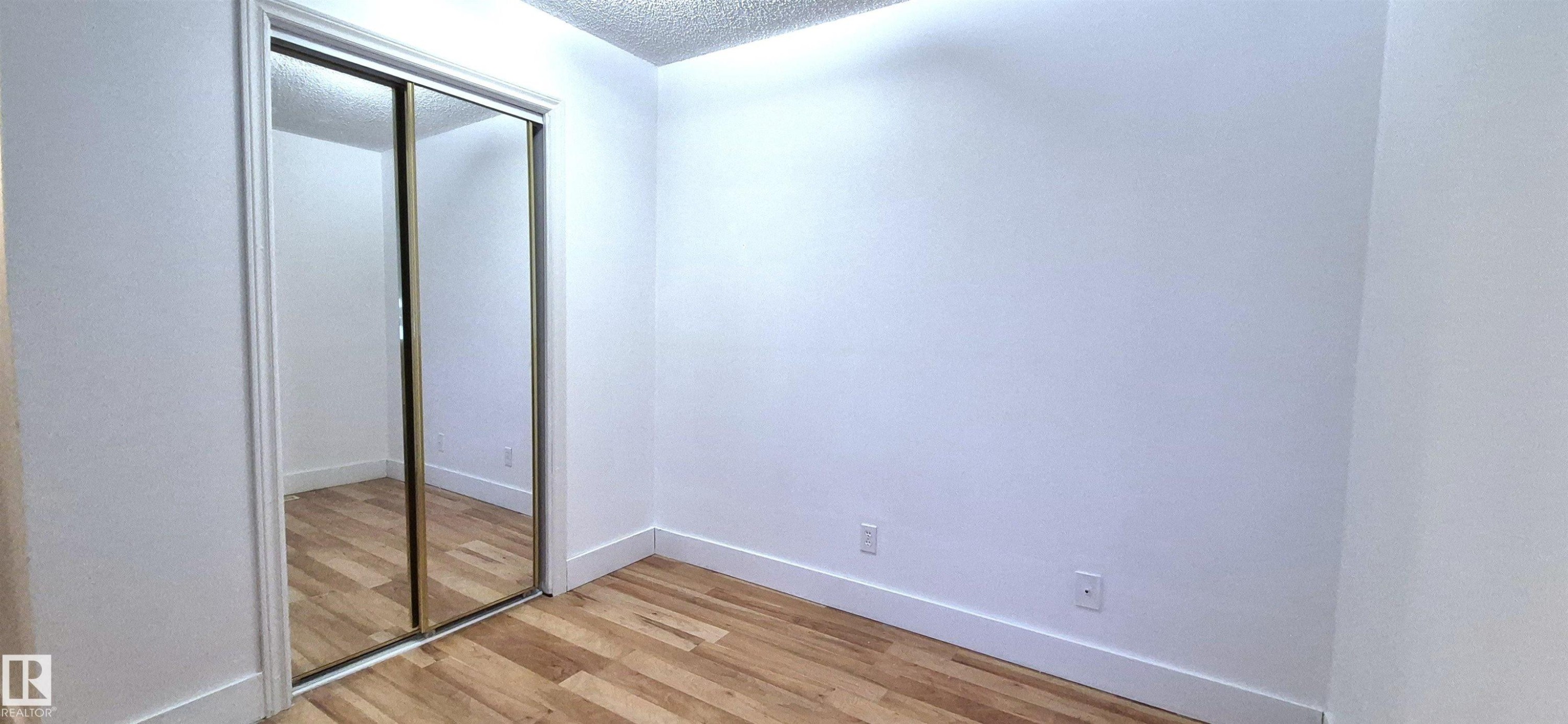 3619 30 Avenue, Edmonton, AB - Indoor Photo Showing Other Room