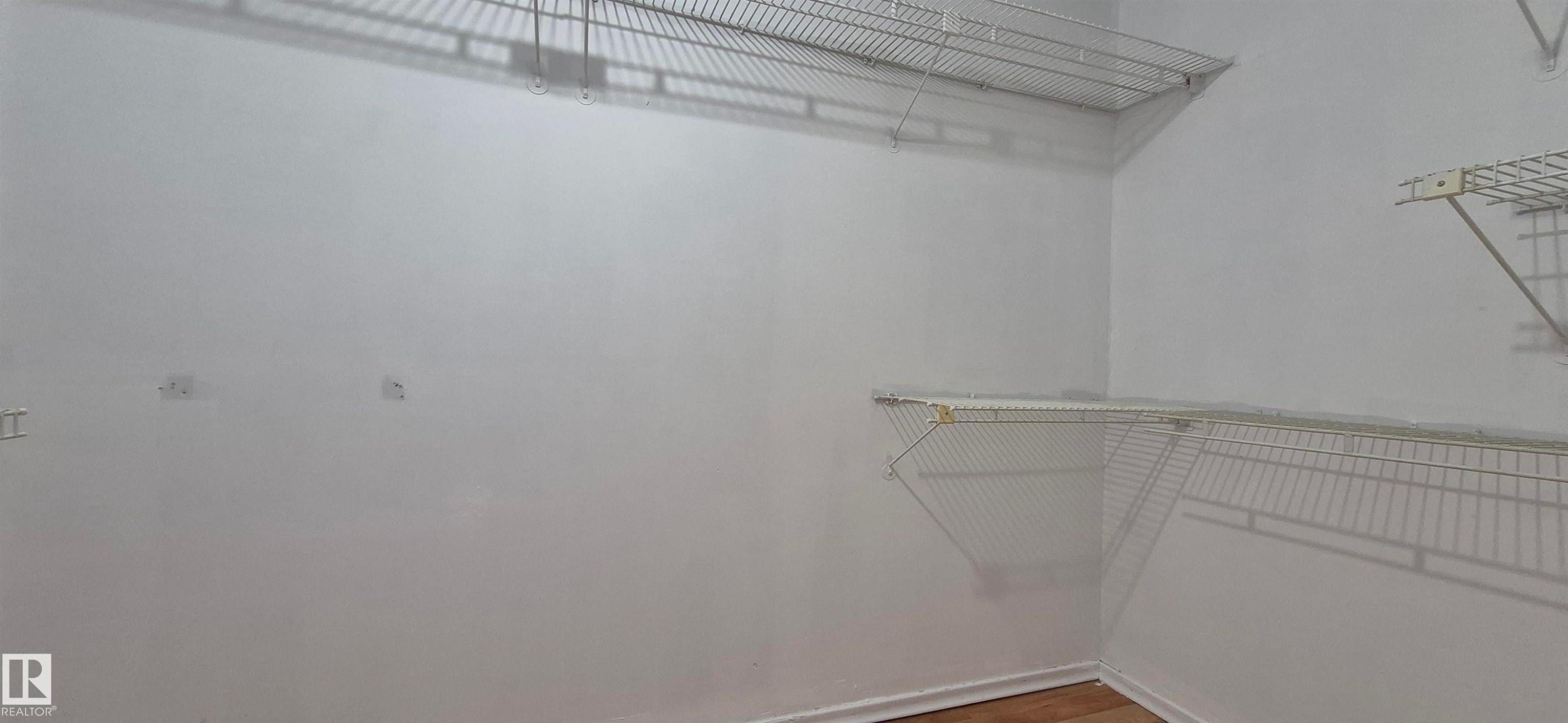 3619 30 Avenue, Edmonton, AB - Indoor With Storage