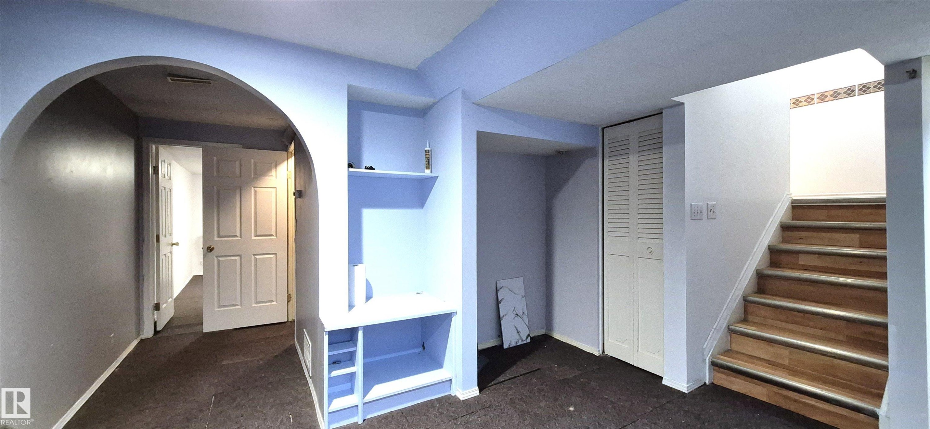 3619 30 Avenue, Edmonton, AB - Indoor Photo Showing Other Room