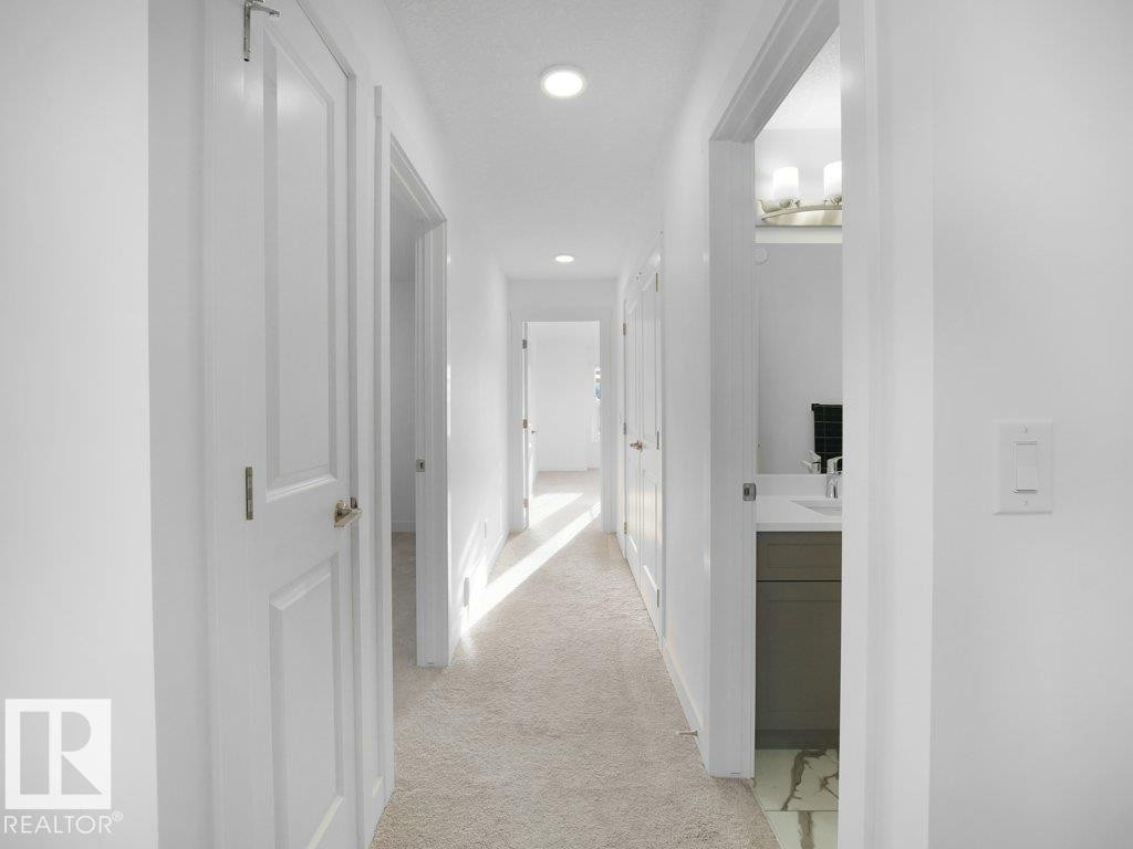 7020 177 Avenue, Edmonton, AB - Indoor Photo Showing Other Room