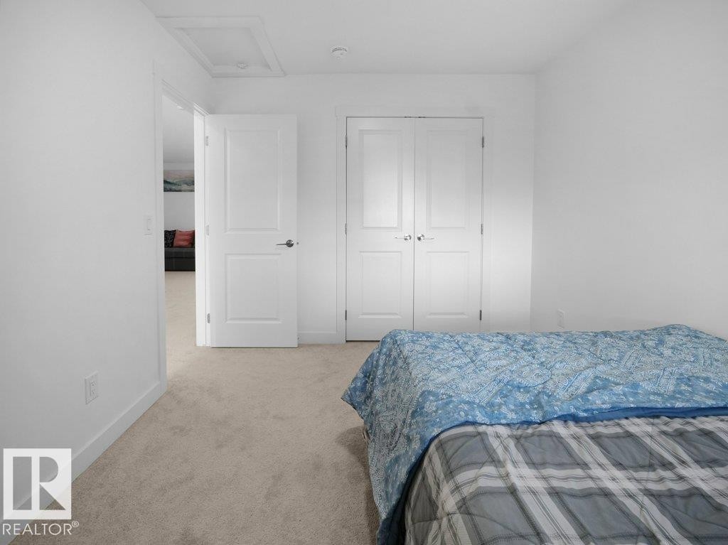7020 177 Avenue, Edmonton, AB - Indoor Photo Showing Bedroom