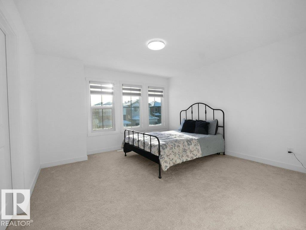 7020 177 Avenue, Edmonton, AB - Indoor Photo Showing Bedroom