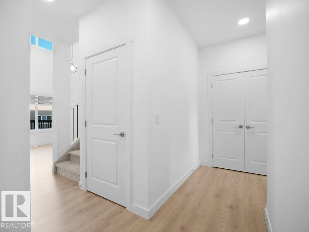 7020 177 Avenue, Edmonton, AB - Indoor Photo Showing Other Room