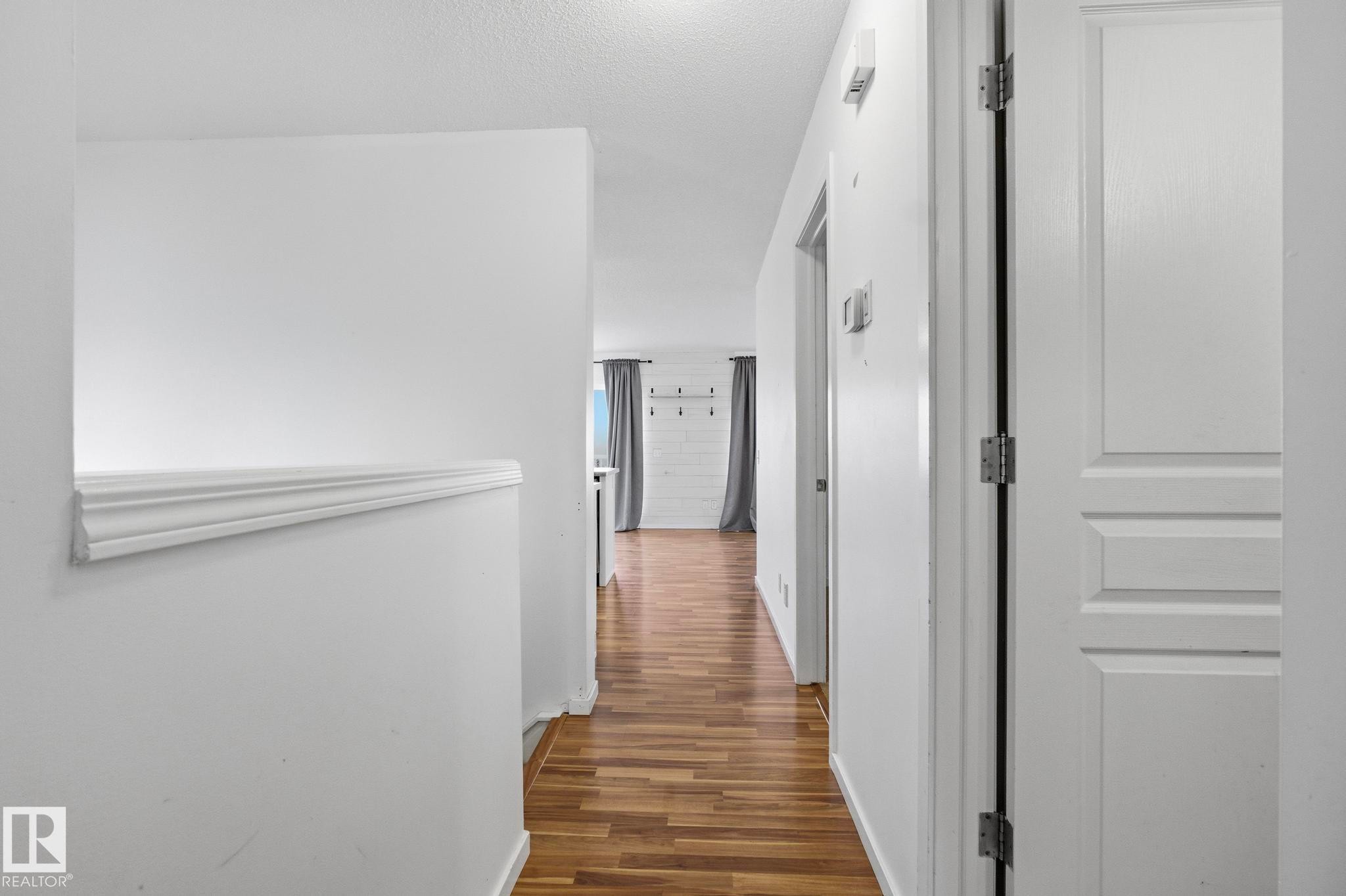 225 Brookview Way, Stony Plain, AB - Indoor Photo Showing Other Room