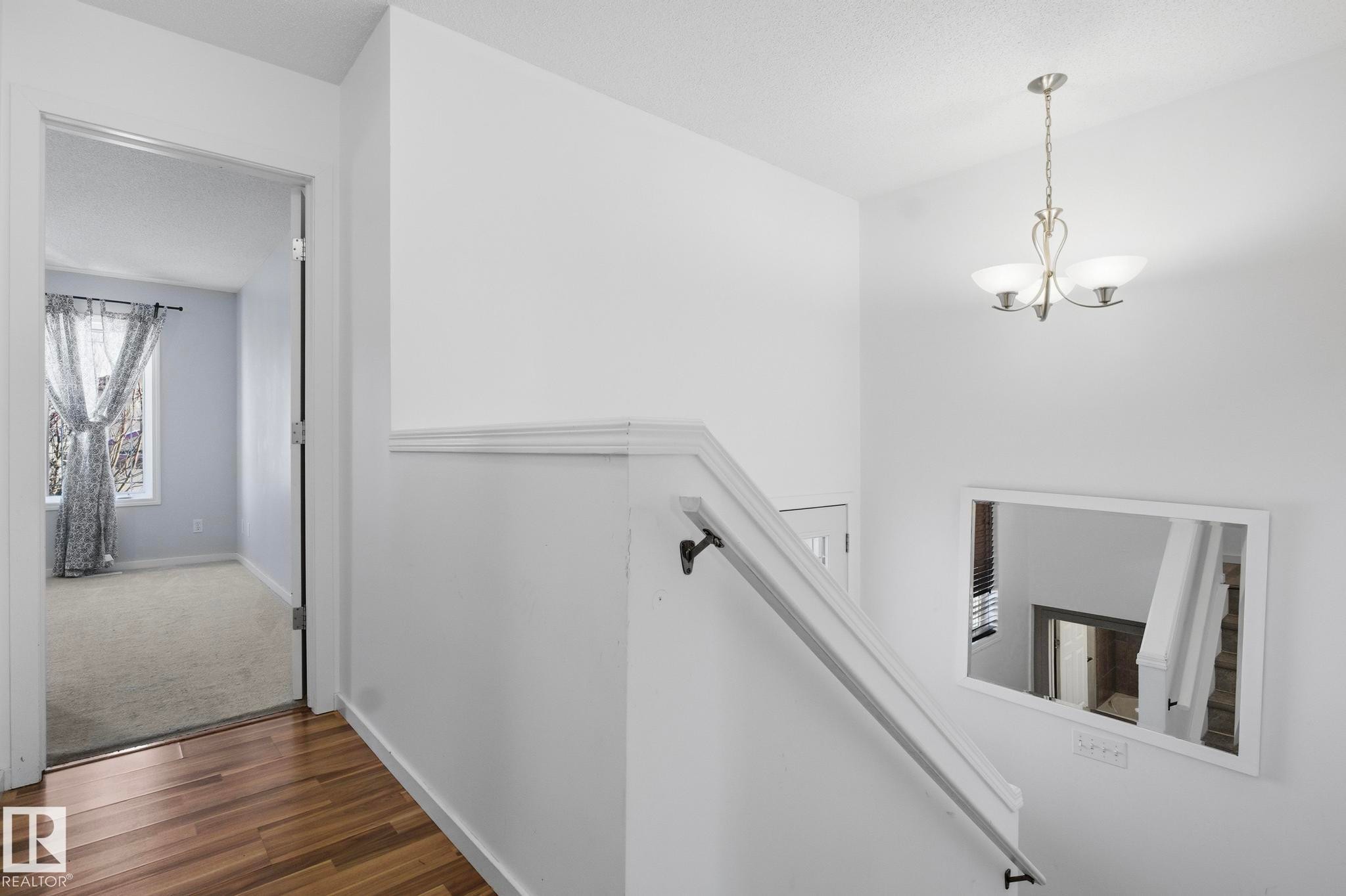 225 Brookview Way, Stony Plain, AB - Indoor Photo Showing Other Room