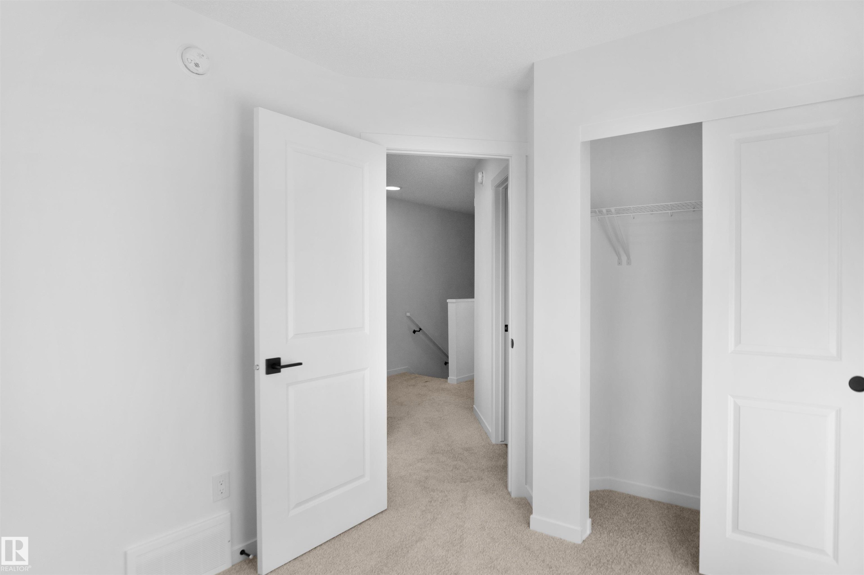 4195 Kinglet Drive, Edmonton, AB - Indoor Photo Showing Other Room