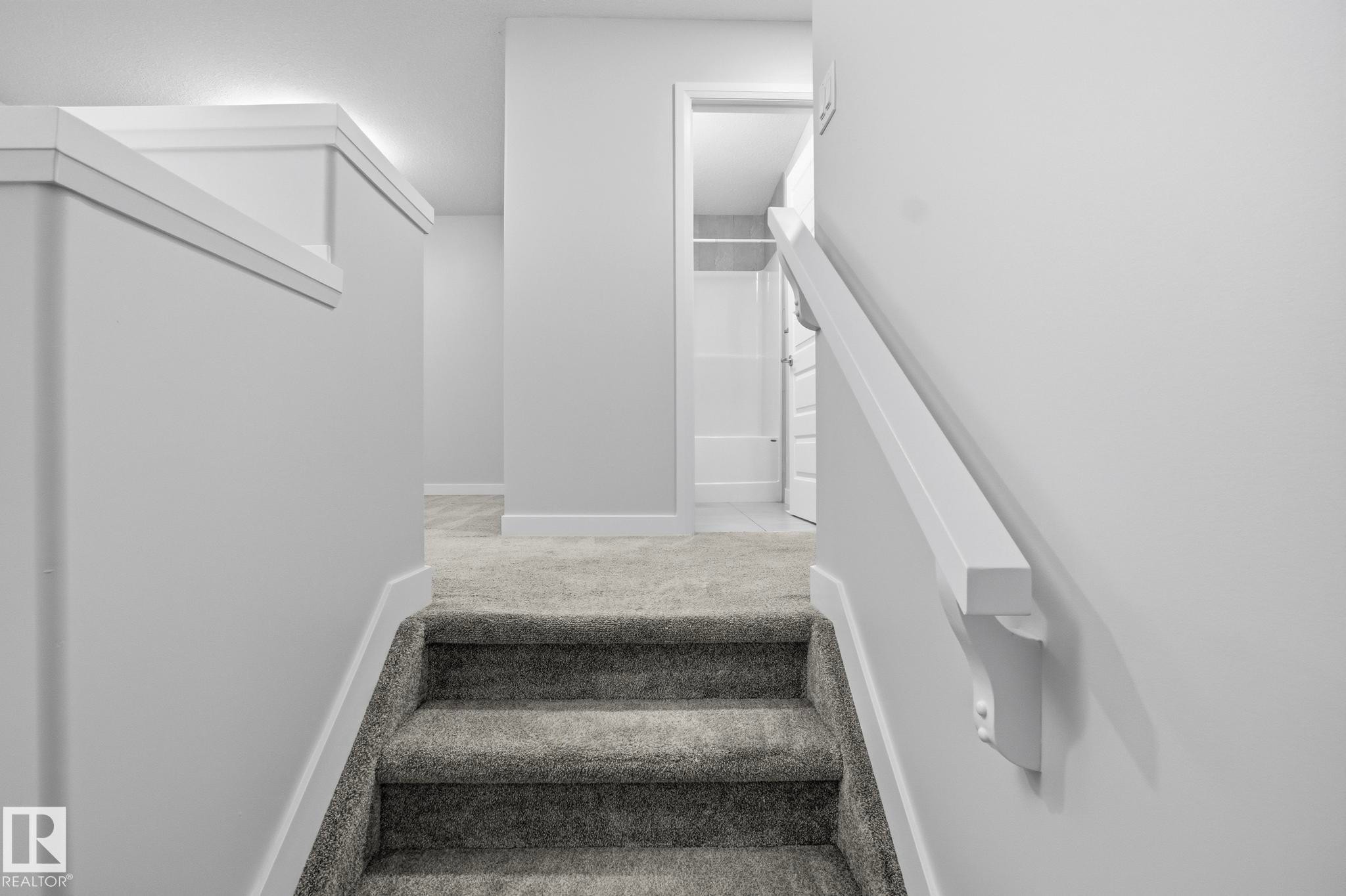 7438 Chivers Crescent, Edmonton, AB - Indoor Photo Showing Other Room