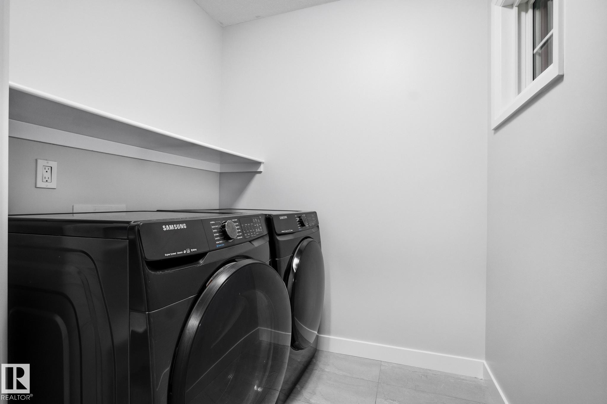 7438 Chivers Crescent, Edmonton, AB - Indoor Photo Showing Laundry Room