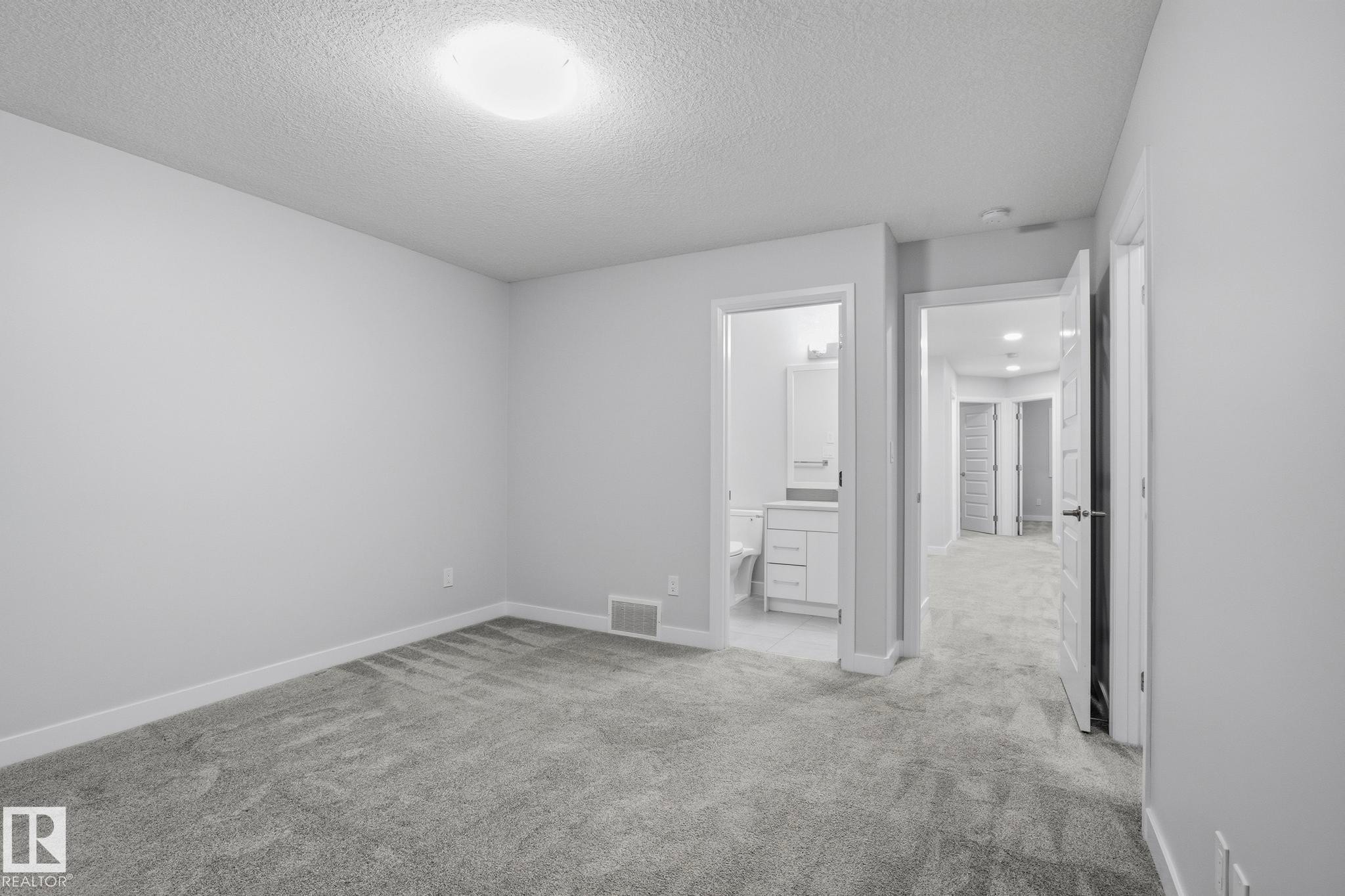 7438 Chivers Crescent, Edmonton, AB - Indoor Photo Showing Other Room