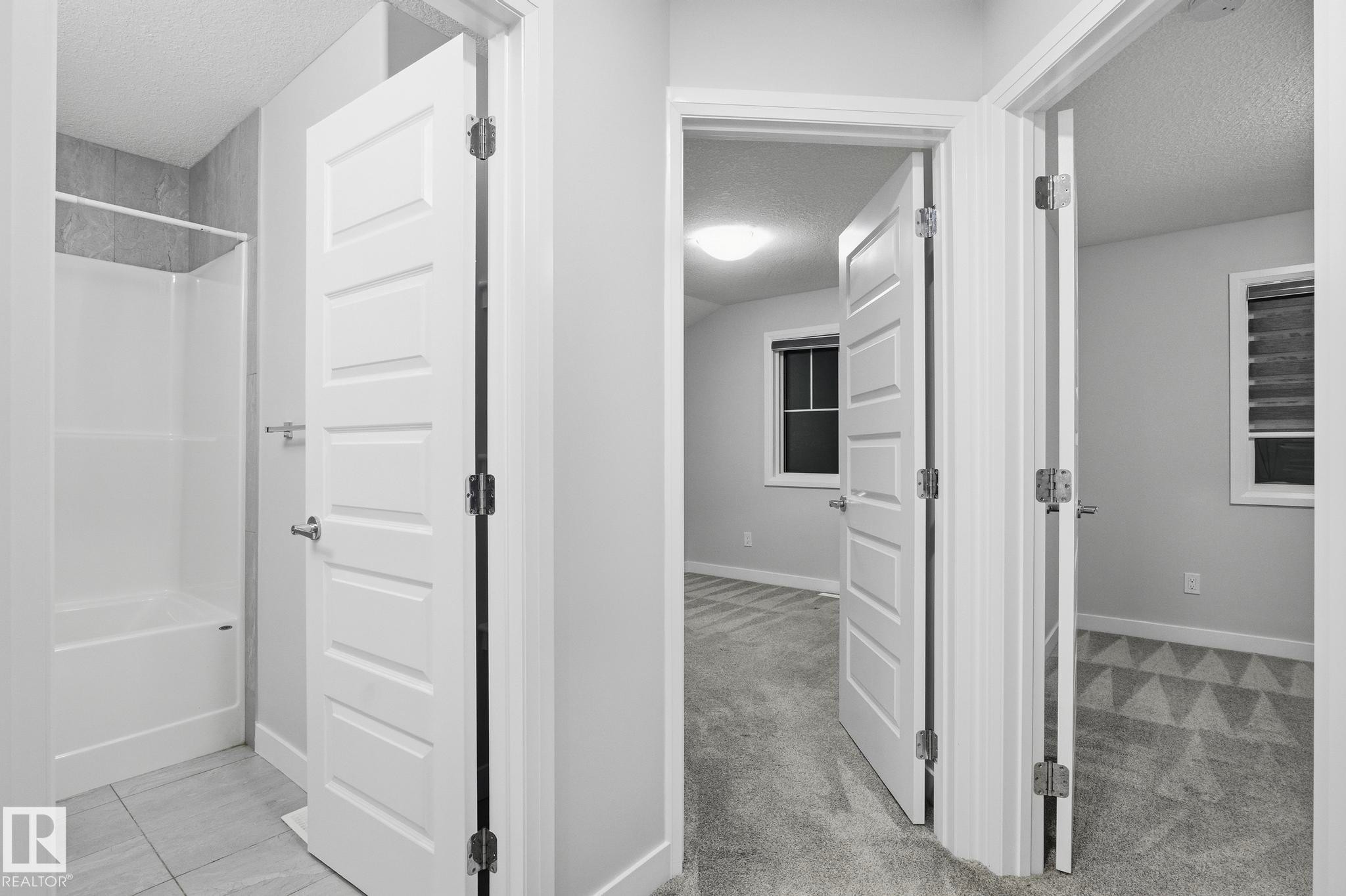 7438 Chivers Crescent, Edmonton, AB - Indoor Photo Showing Other Room